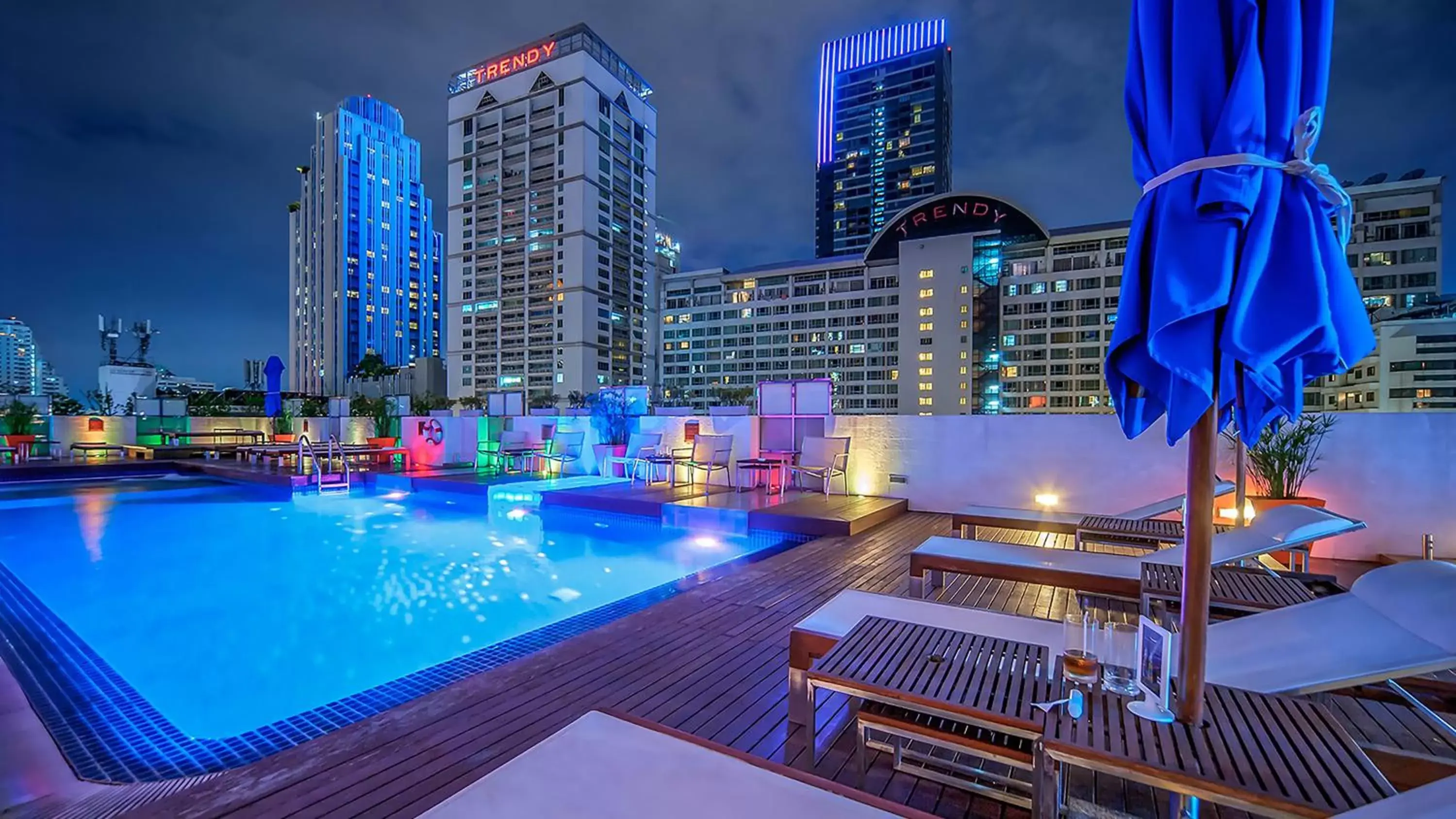 Night Hotel Bangkok - Sukhumvit 15 Night Hotel Bangkok - Sukhumvit 15