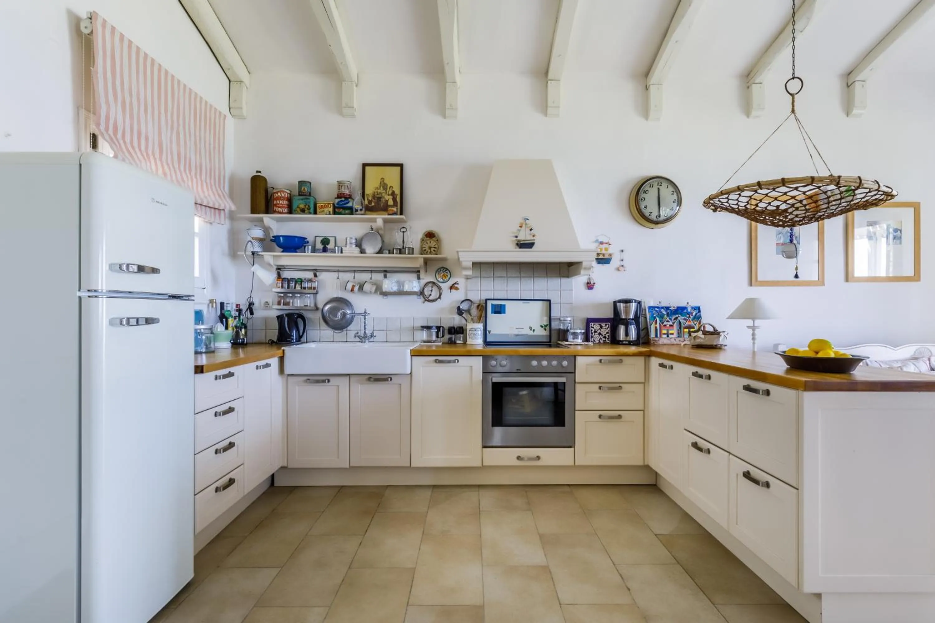 Kitchen or kitchenette in Skopelos Village Hotel