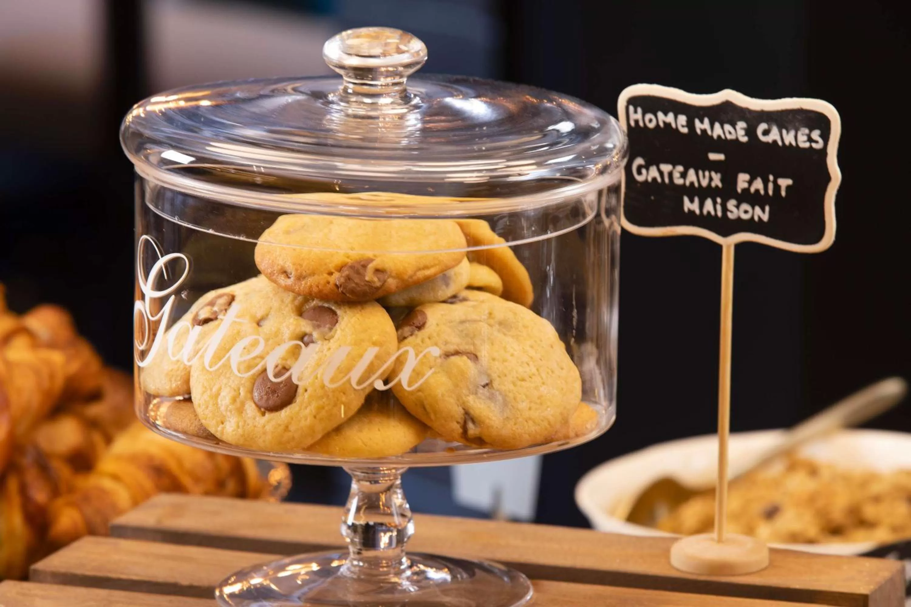 Restaurant/places to eat in Maison 46