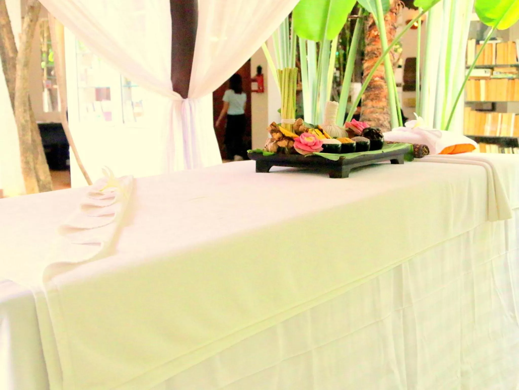 Hot Spring Bath in Residence Wat Damnak