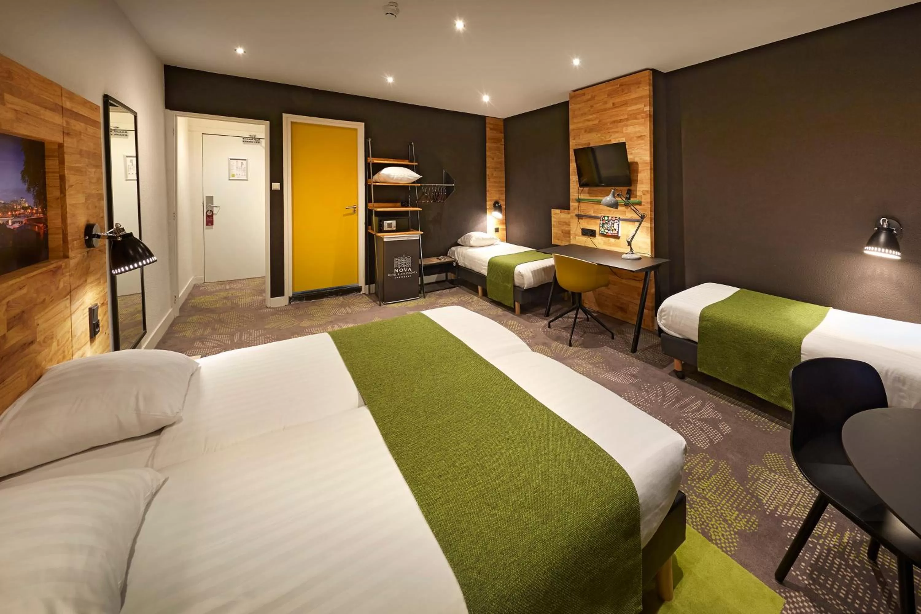 Photo of the whole room, Bed in Nova Hotel