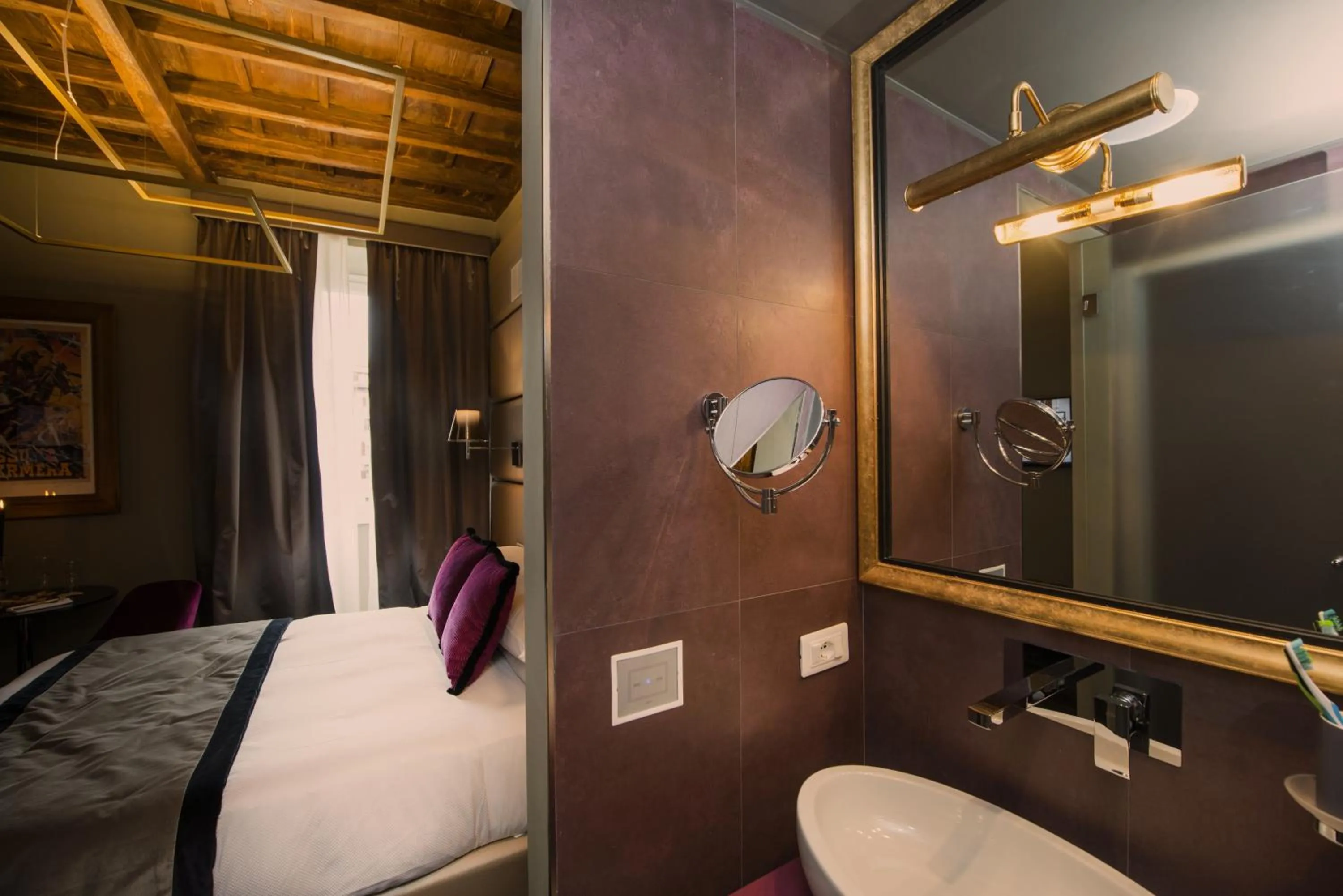 Toilet in Torre Argentina Relais - Residenze di Charme