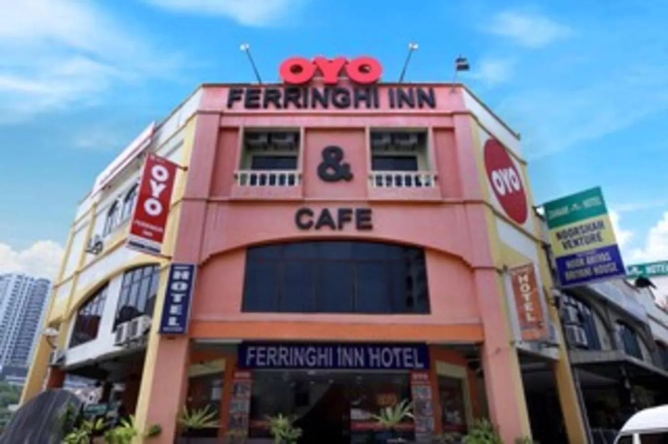 L Ferringhi Hotel