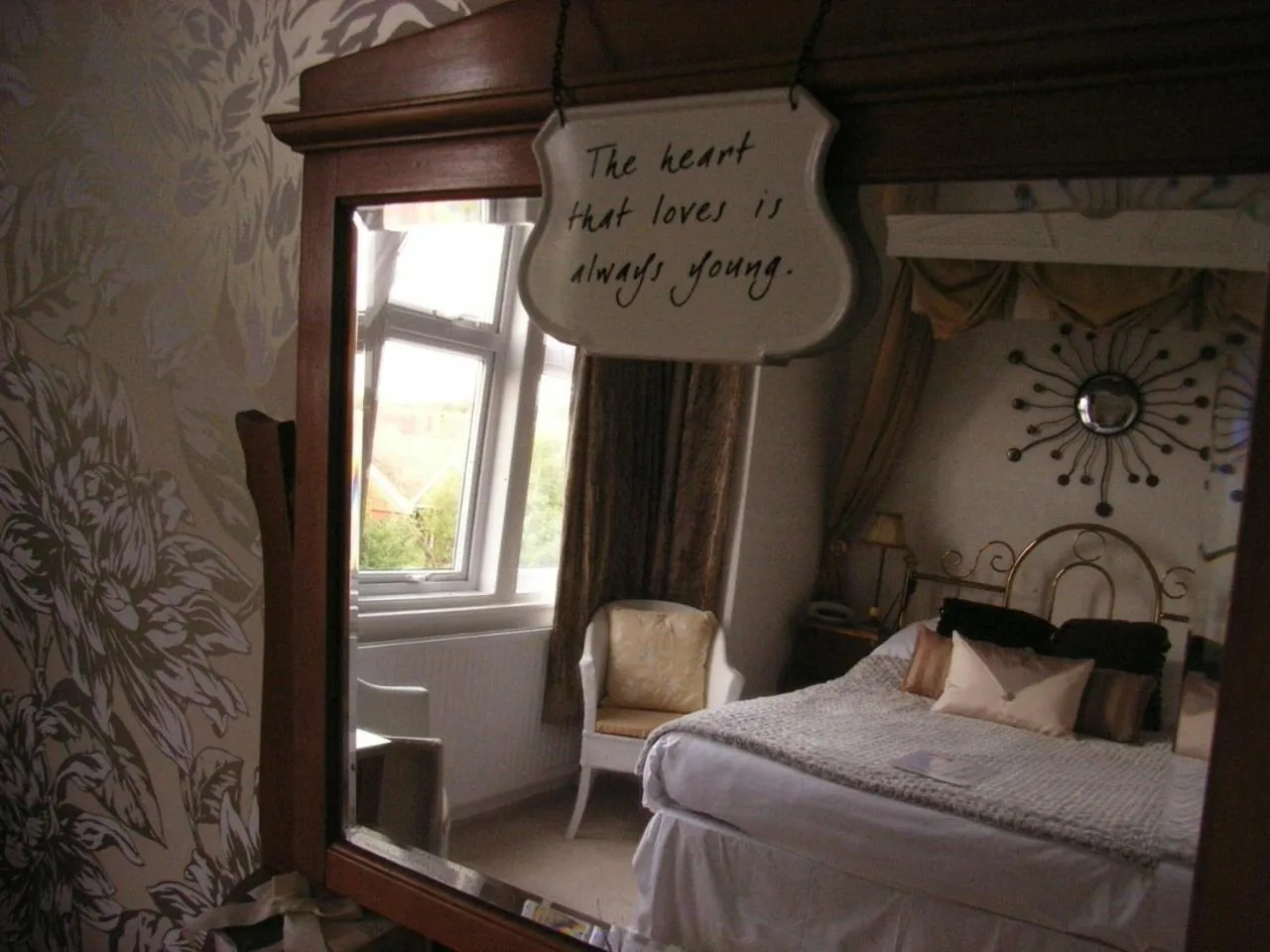 Bed in Tower House 1066