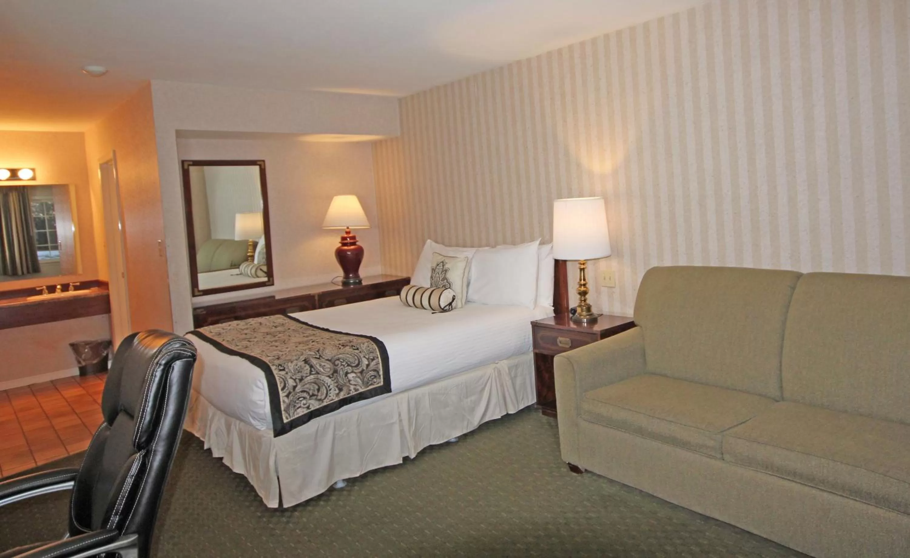 Bed in Park View Inn