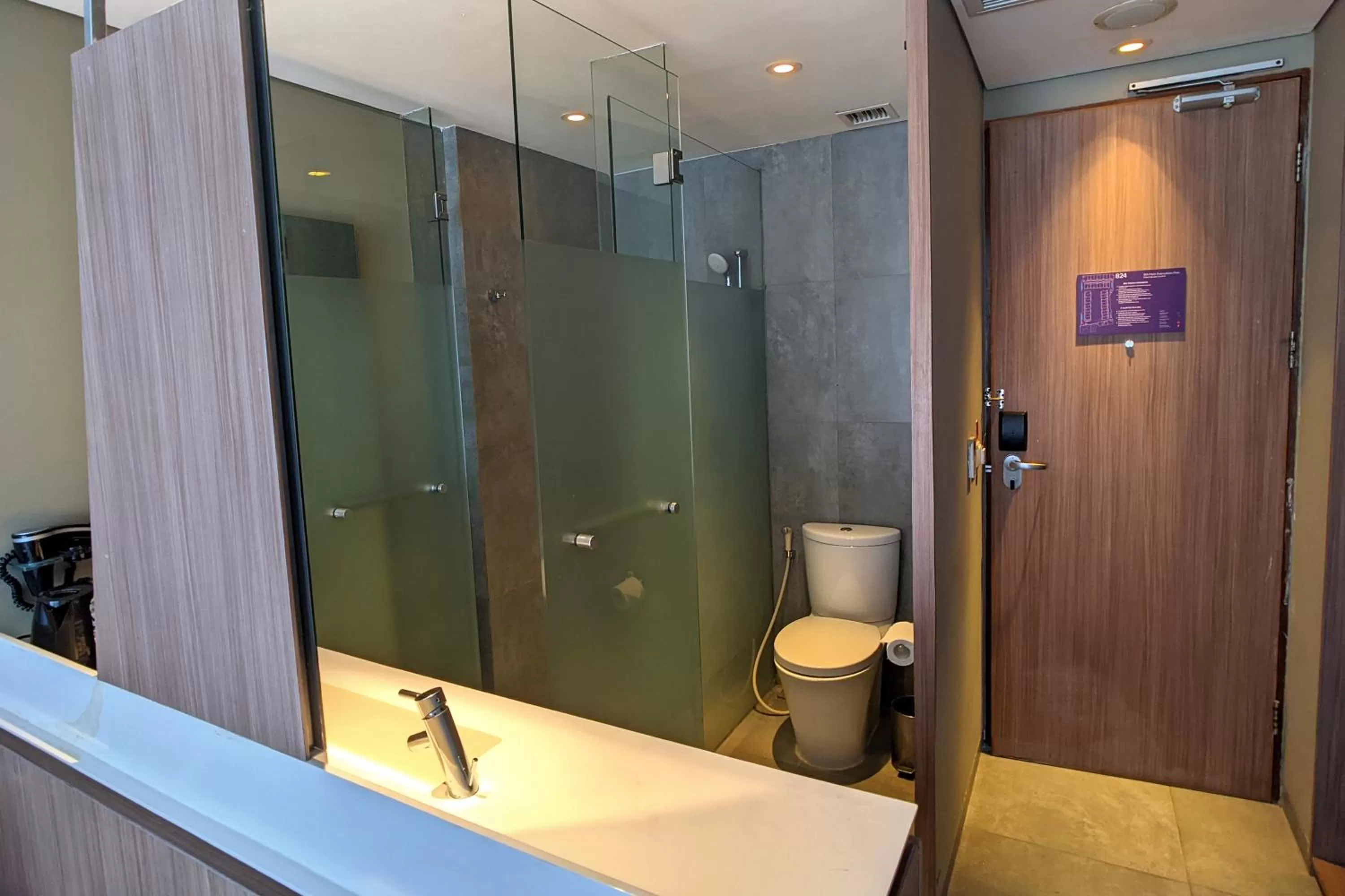 Deluxe Garden Twin Room in Episode Kuta Bali