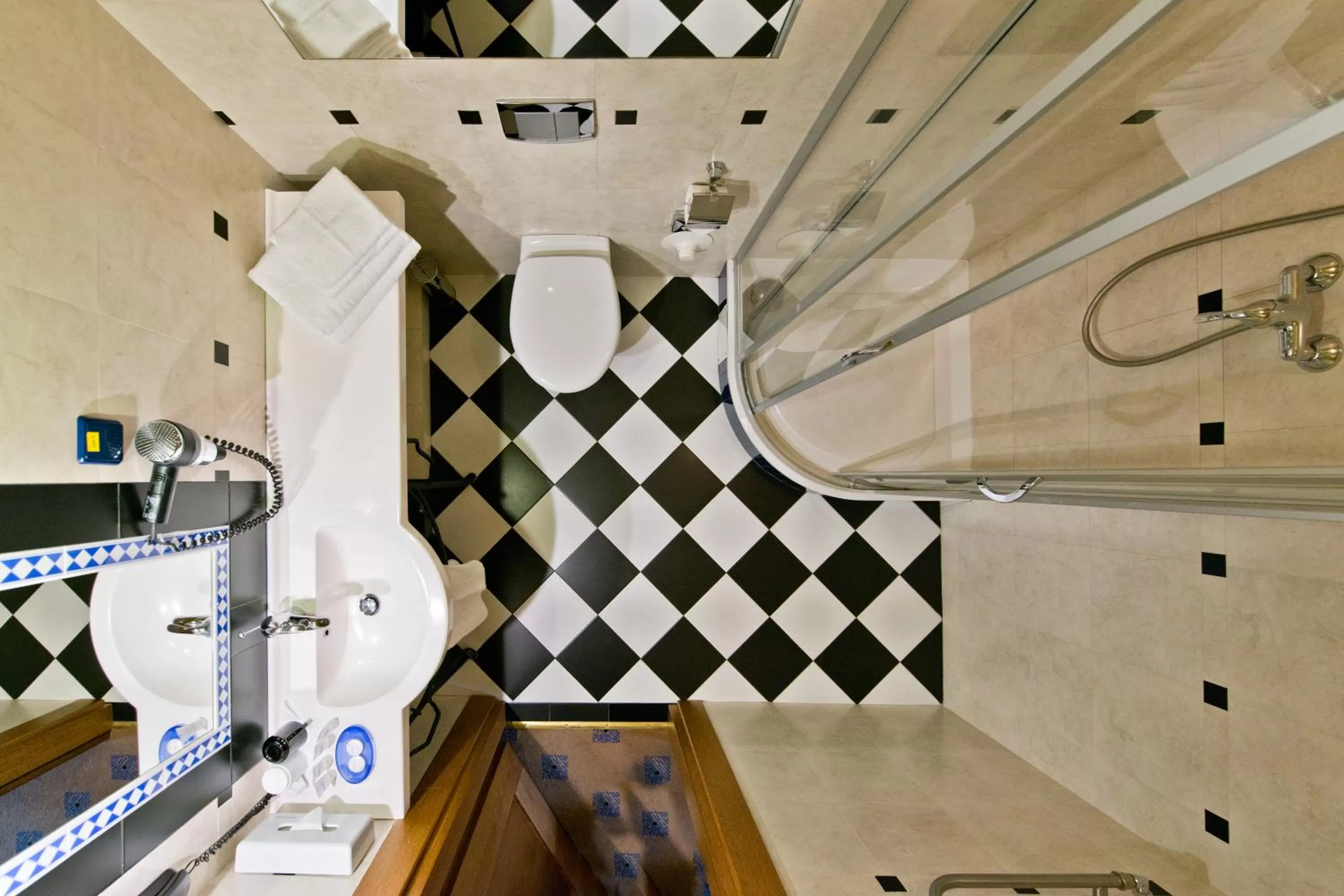 Shower in BEST BALTIC Hotel Druskininkai Central