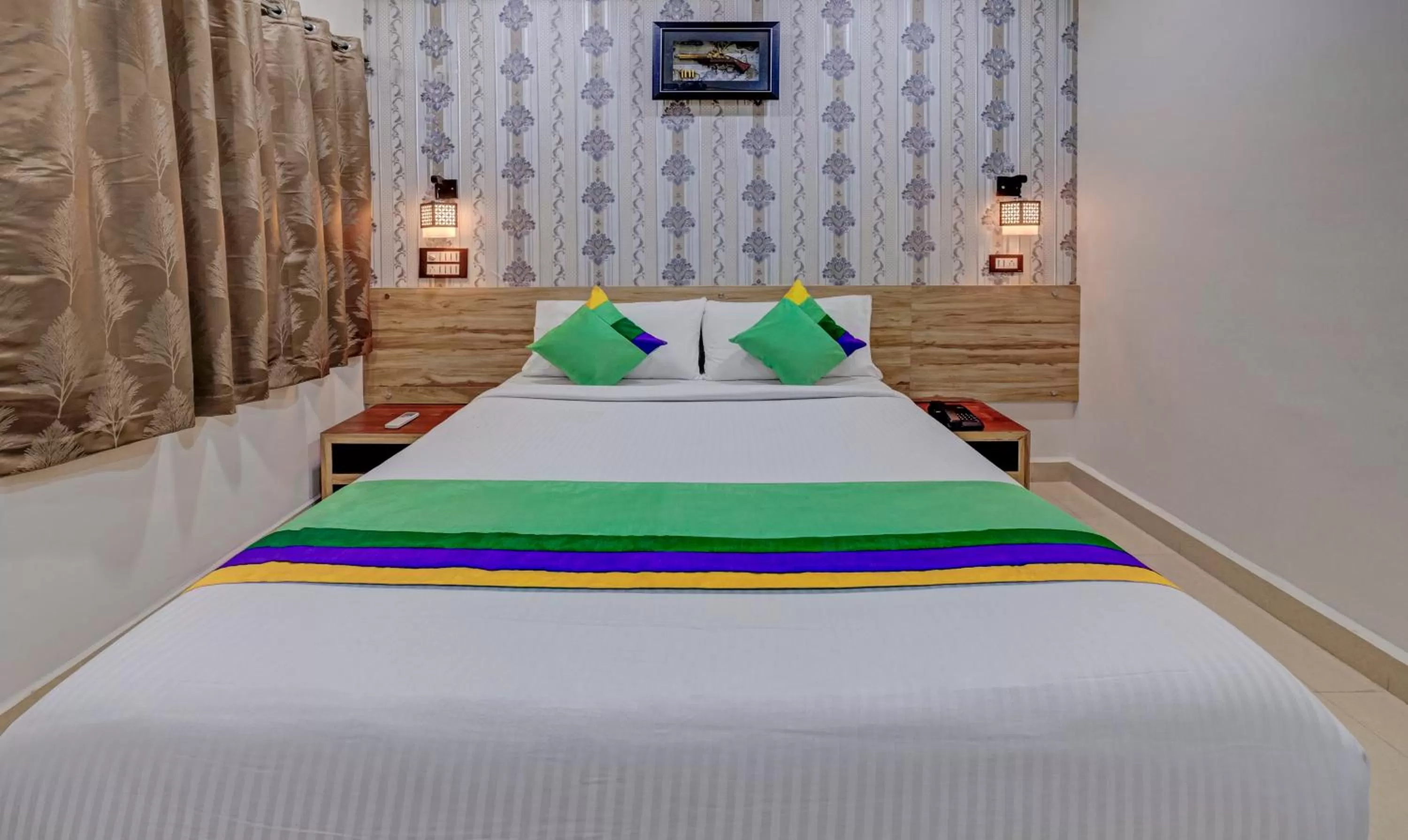 Bedroom, Bed in Treebo Seven Inn