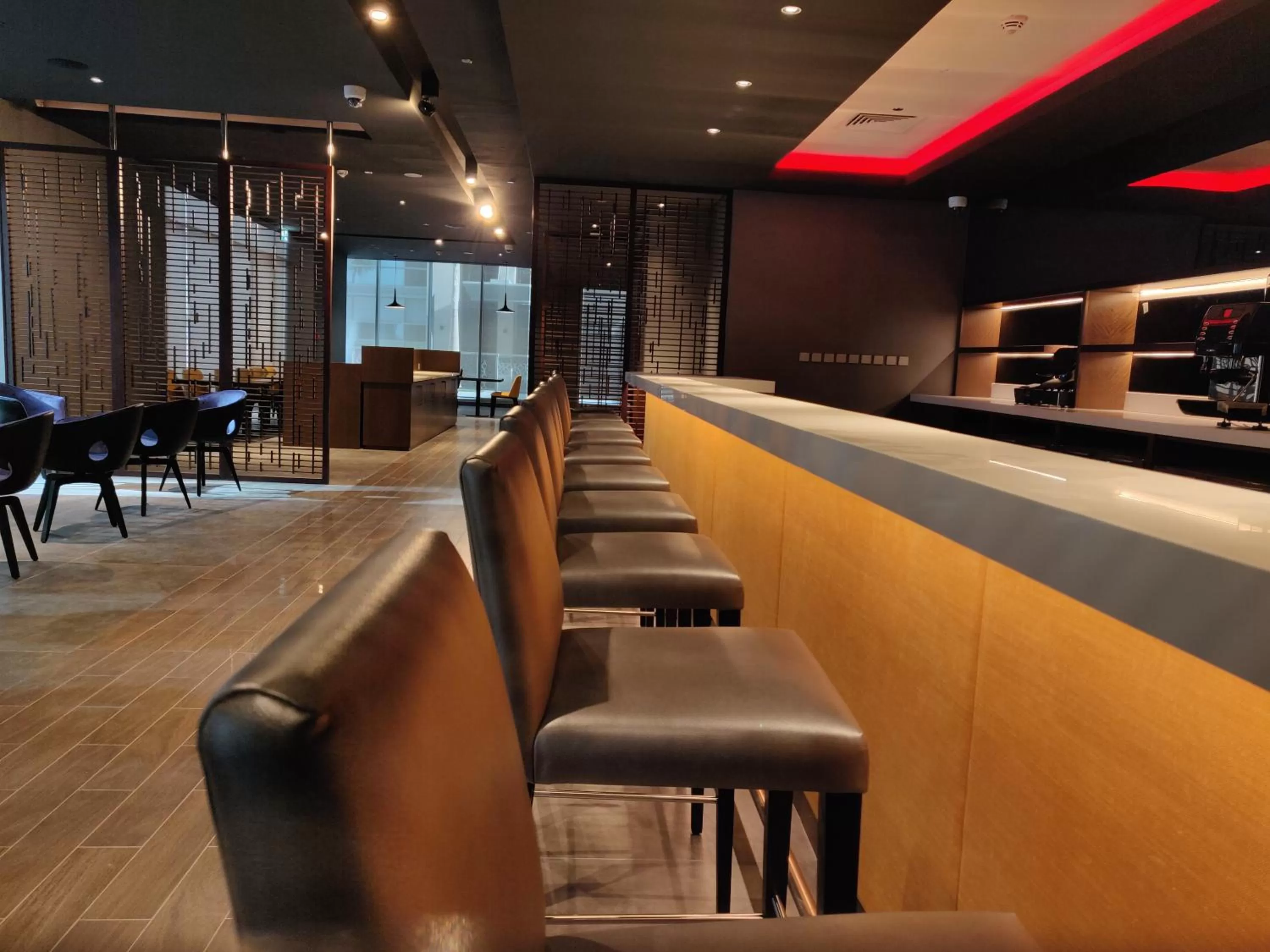Lounge or bar, Restaurant/Places to Eat in Wyndham Dubai Deira