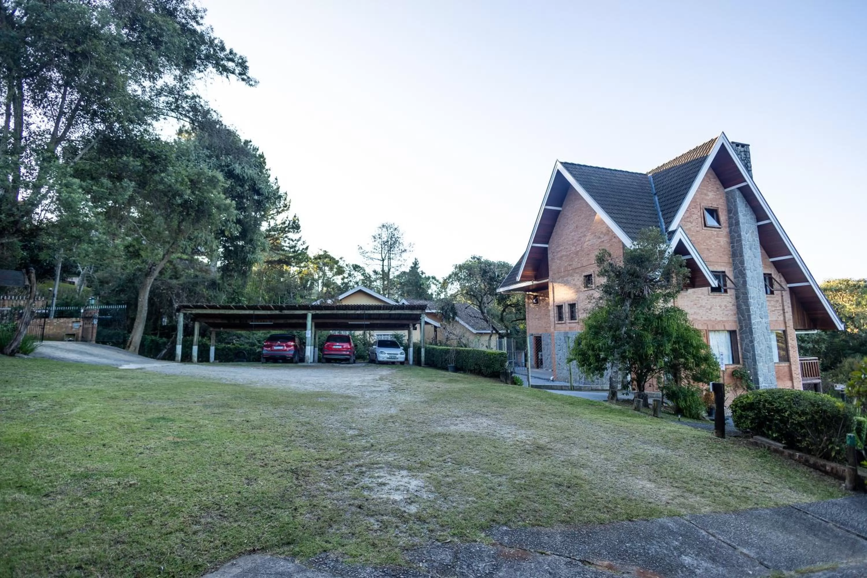 Property Building in Chalés 3 Pinheiros