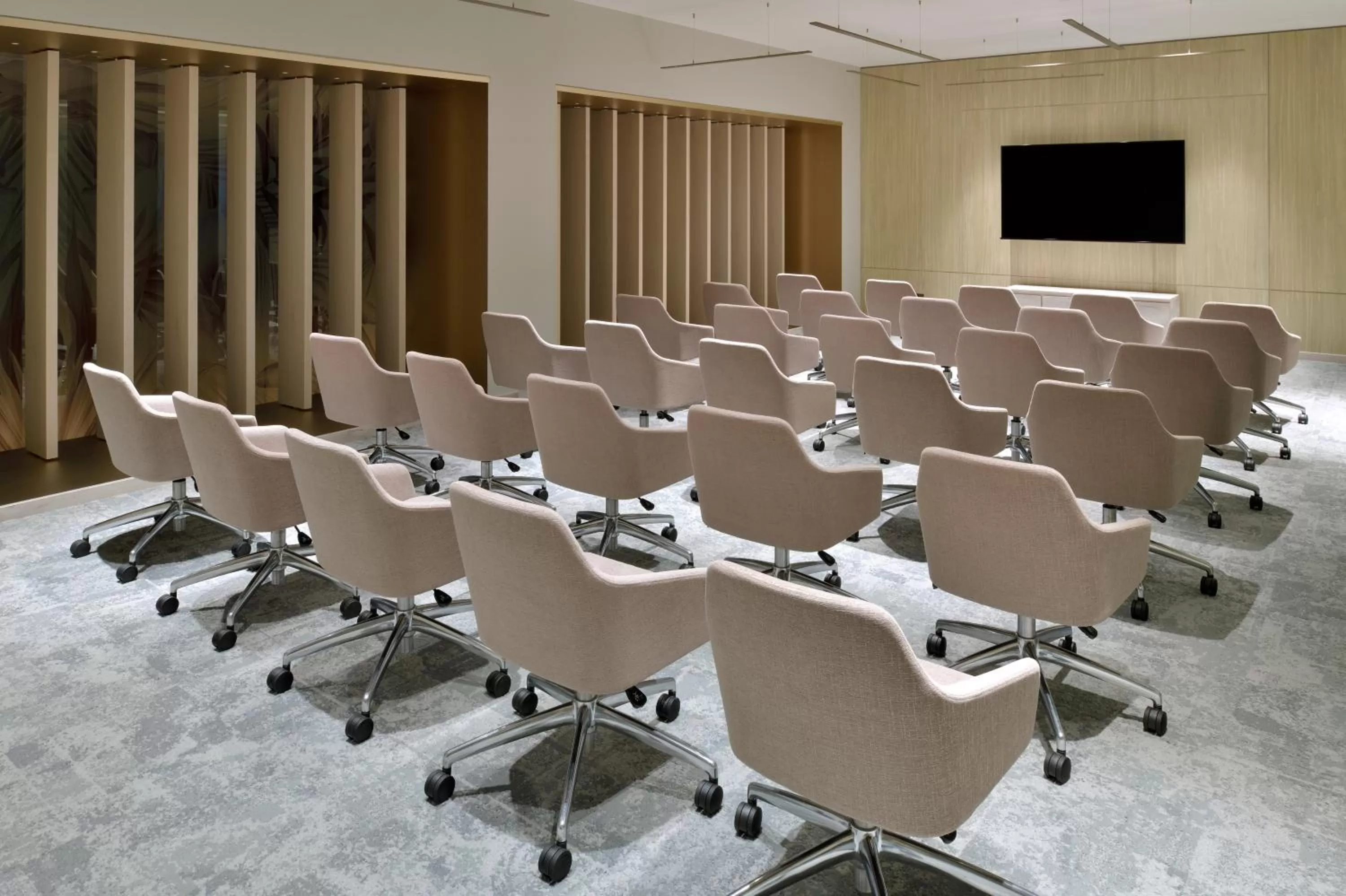 Meeting/conference room in Mövenpick Hotel Tahlia Jeddah