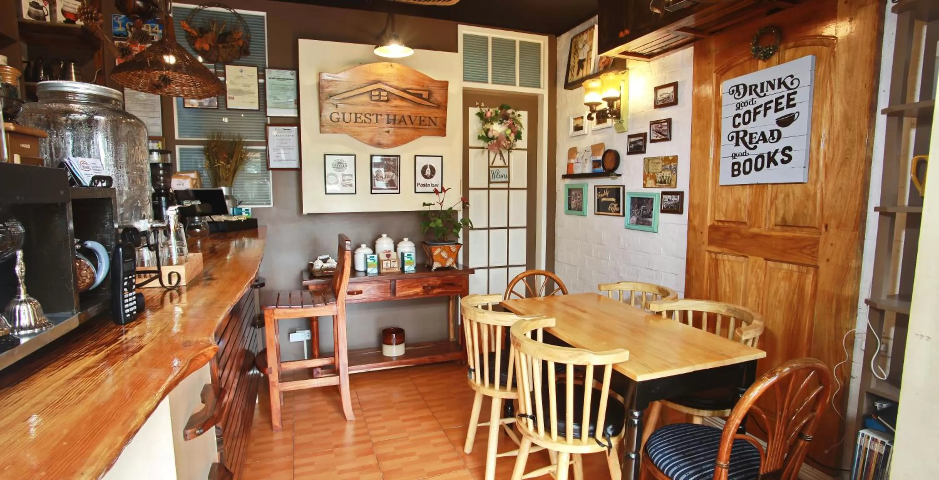 Restaurant/Places to Eat in Guesthaven Baguio Bed and Breakfast