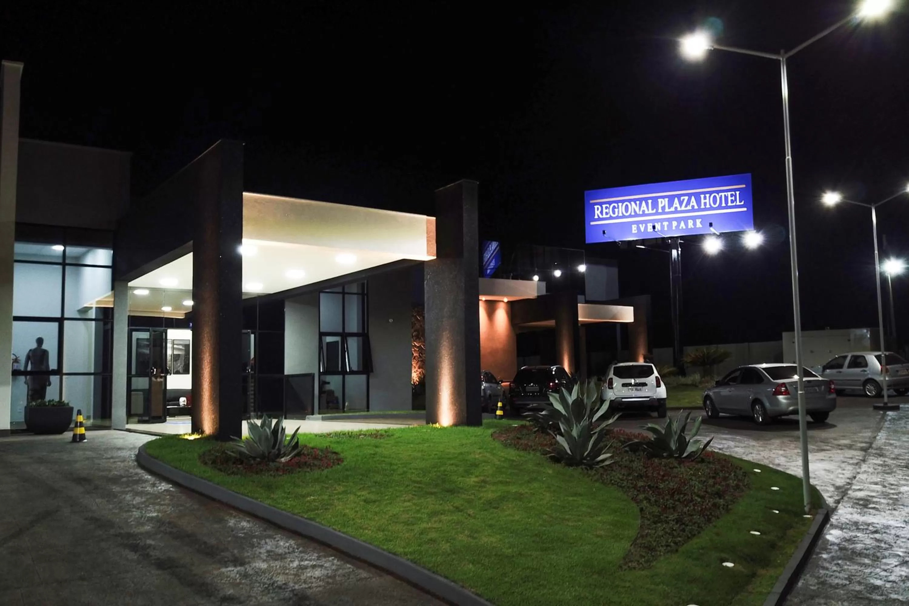 Facade/entrance, Property Building in Regional Plaza Hotel Event Park