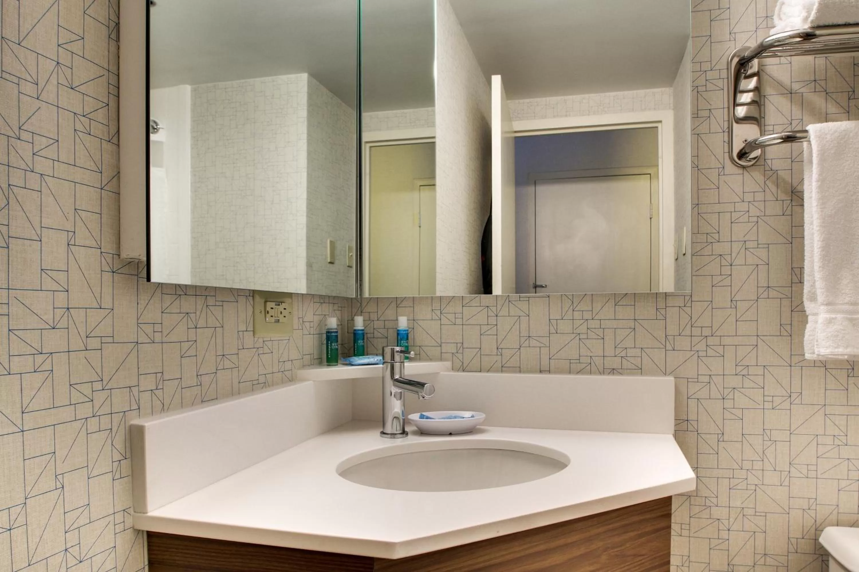 Photo of the whole room in Holiday Inn Express Poughkeepsie by IHG