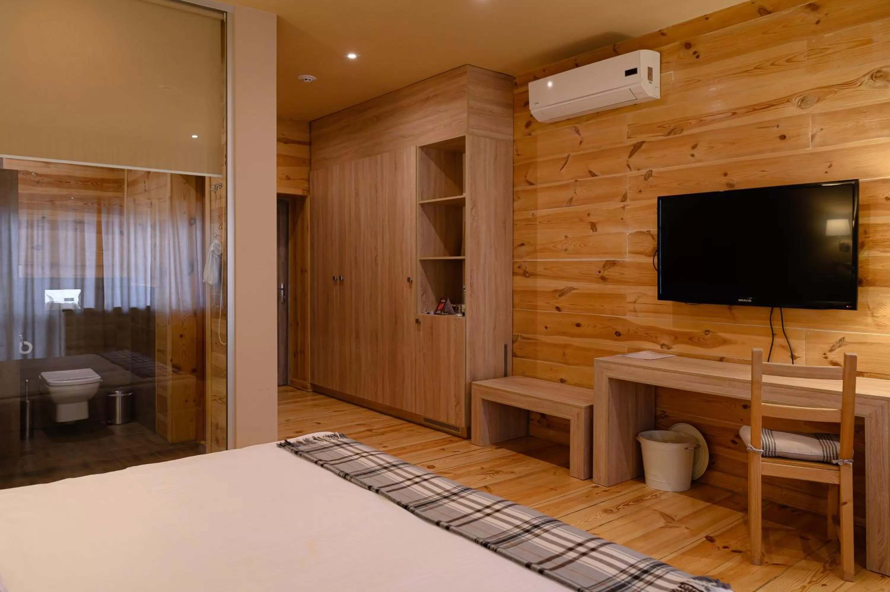 Communal lounge/ TV room, TV/Entertainment Center in Patio di Fiori