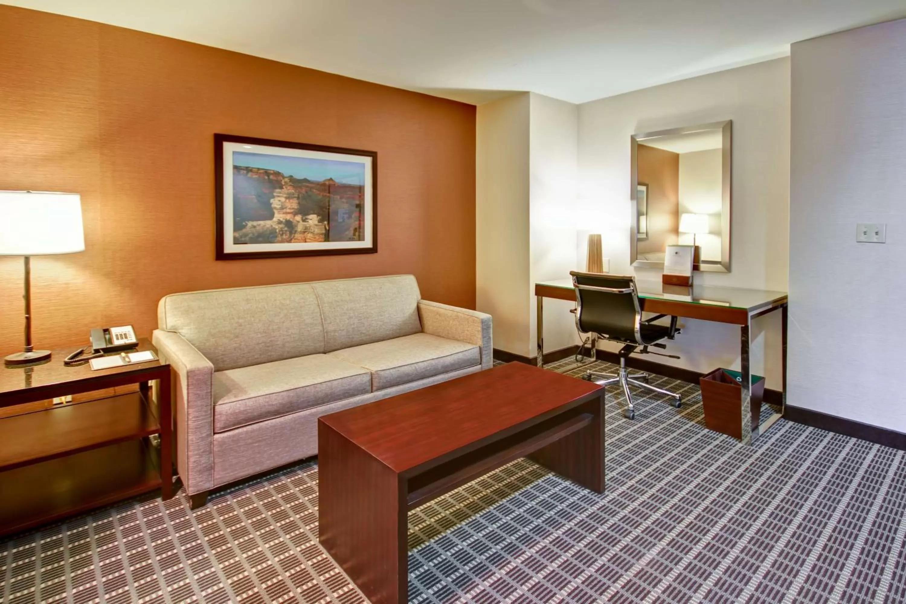 Bedroom in DoubleTree by Hilton Hotel Flagstaff