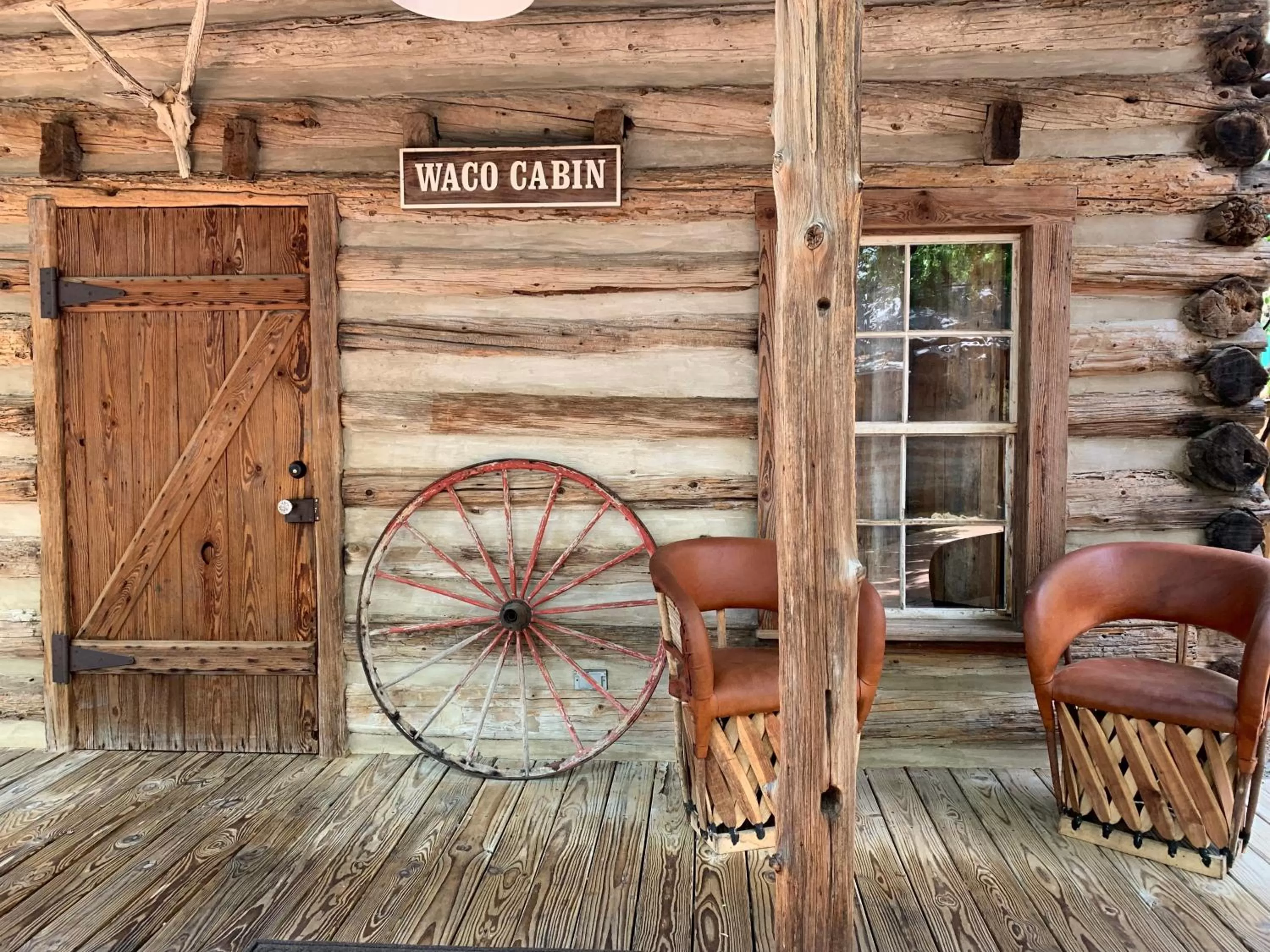 Facade/entrance in The Kendall