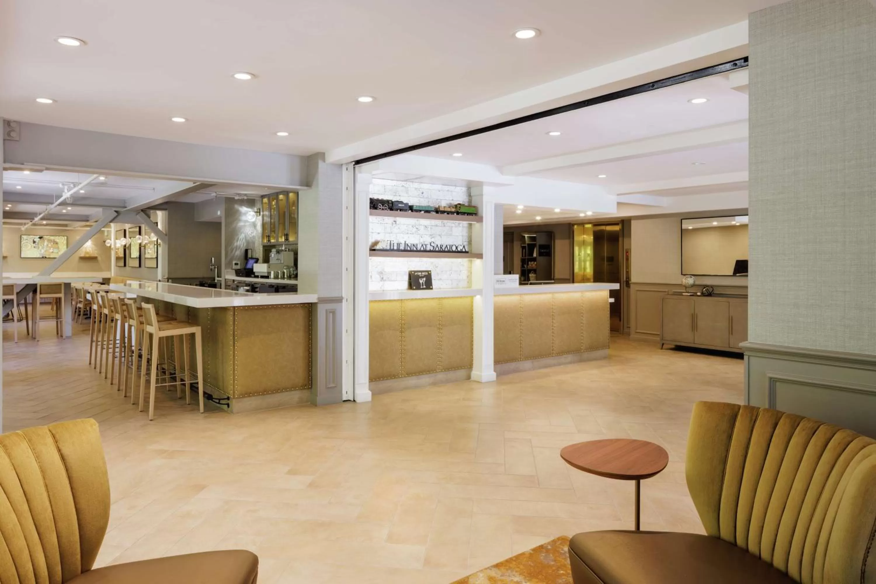 Lobby or reception in The Inn at Saratoga, Tapestry Collection by Hilton