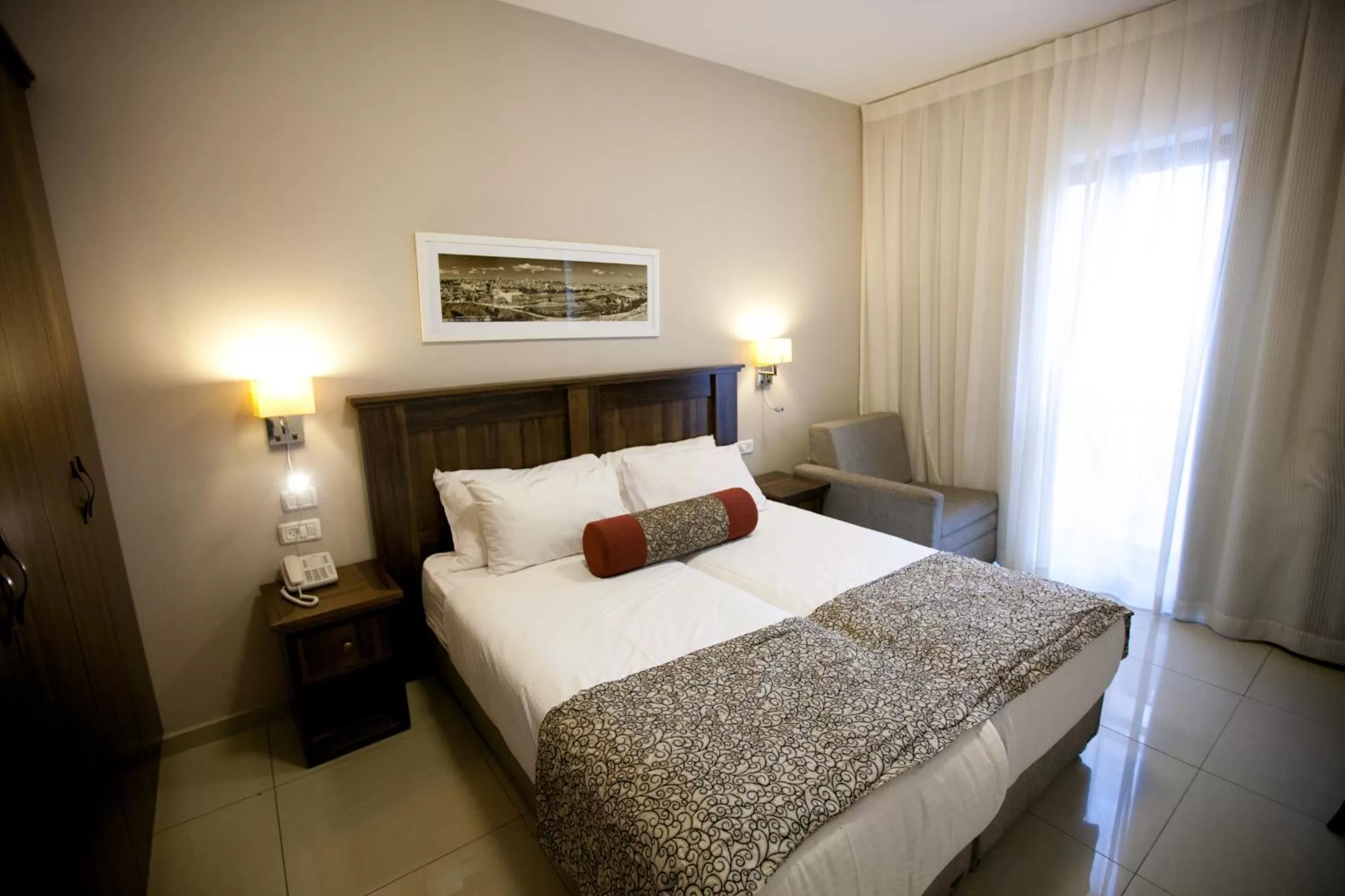 Bed in City Center Jerusalem