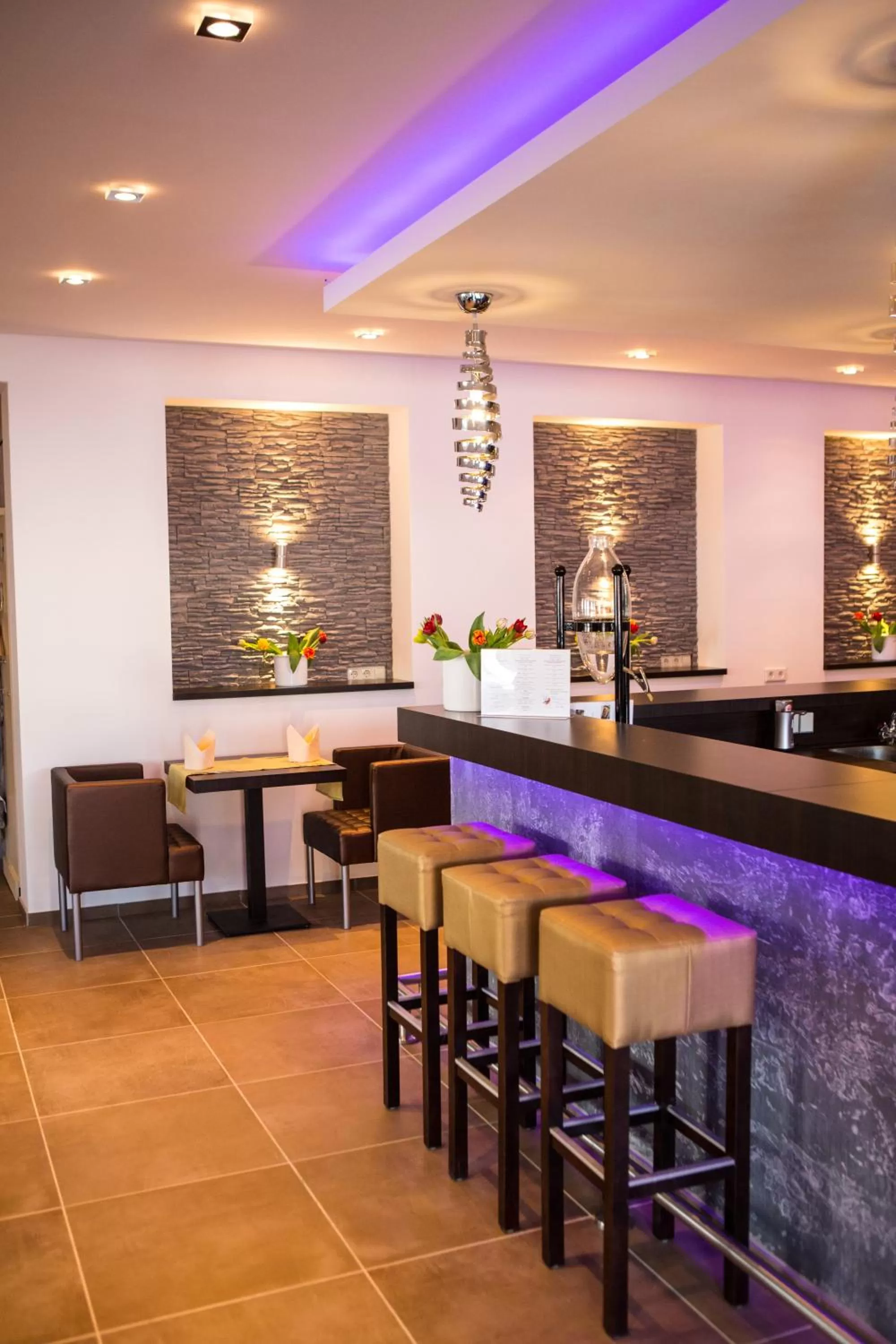 Lounge or bar in Boutique Hotel Goldene Henne