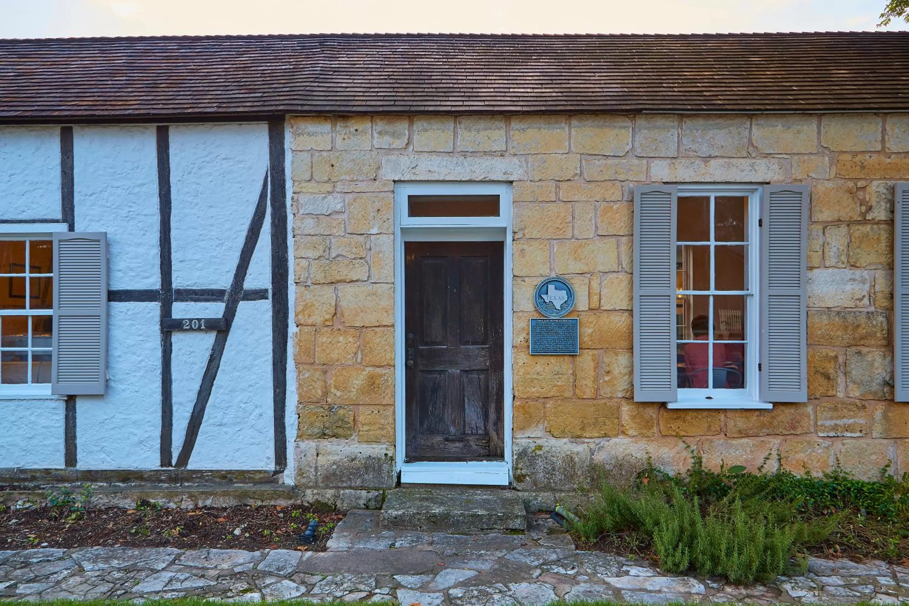 Property building in Fredericksburg Inn and Suites