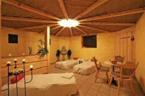 Spa and wellness centre/facilities, Bed in Hotel Restaurant Adler
