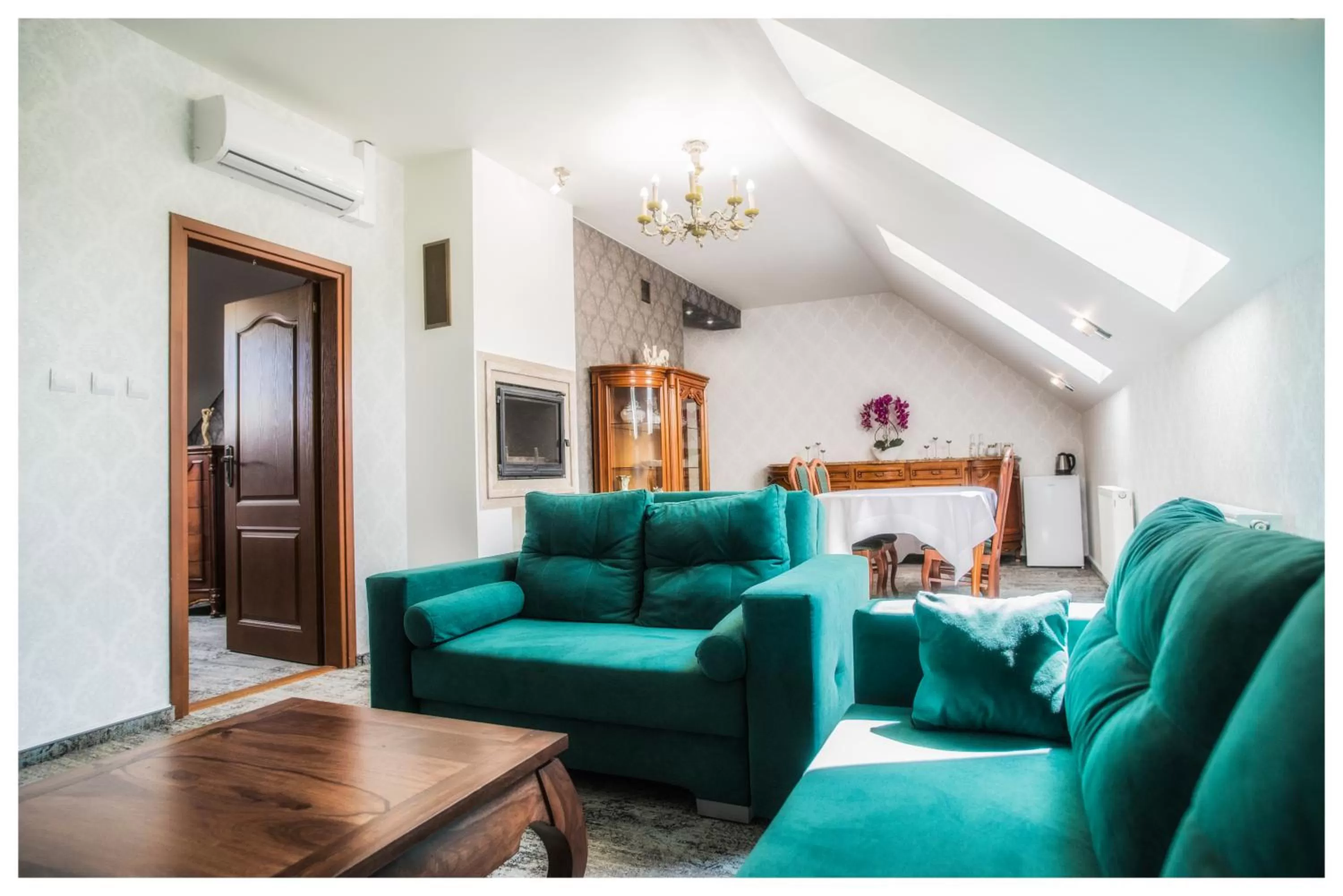 TV and multimedia in Rezydencja Elżbiecin