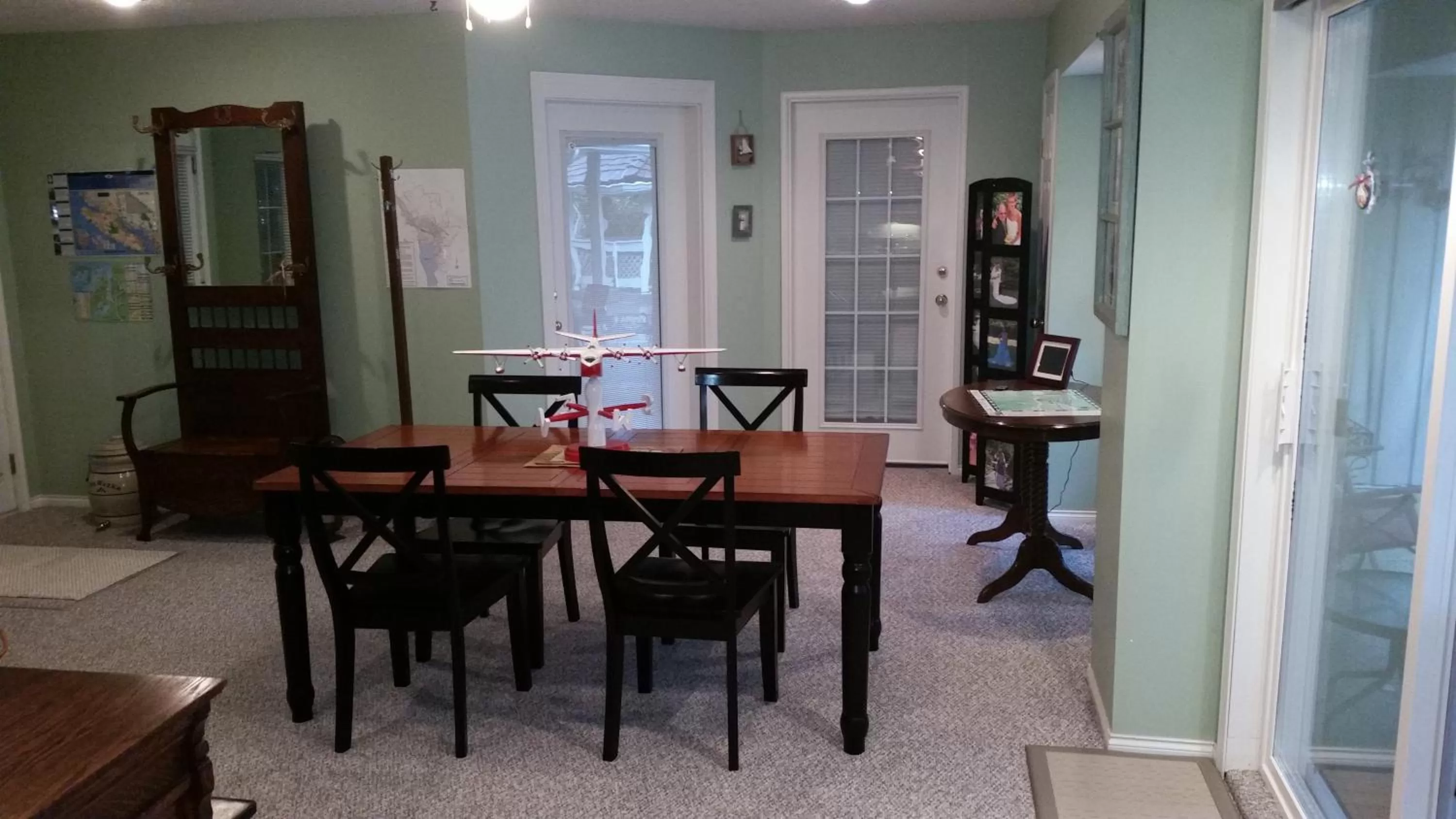 Coffee/tea facilities in Hummingbird Guesthouse