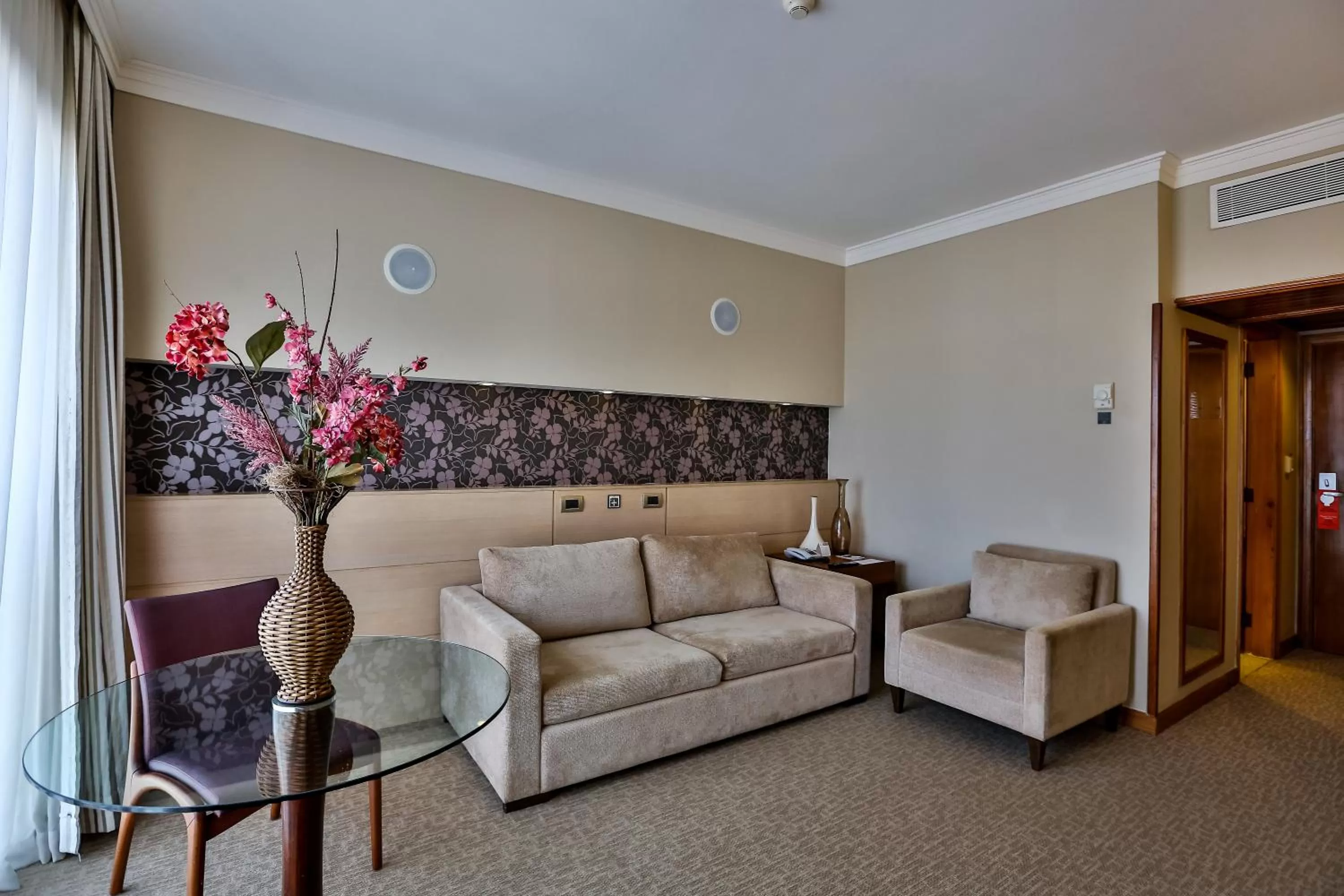 Living room in Bourbon Convention Hotel Santos