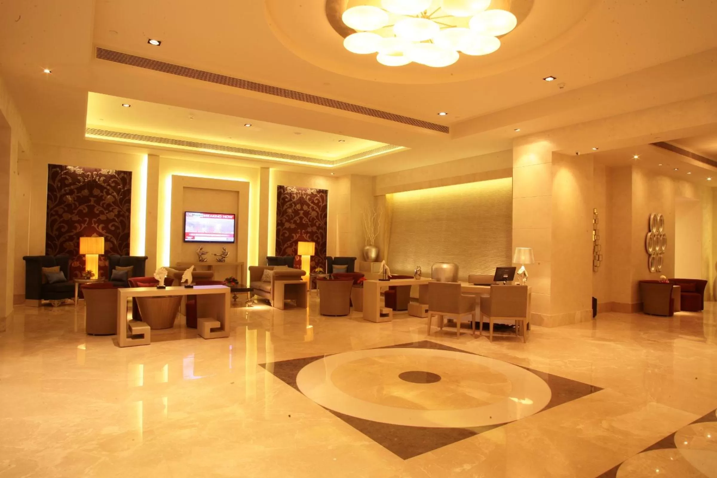 Lobby or reception in Radisson Hyderabad Hitec City