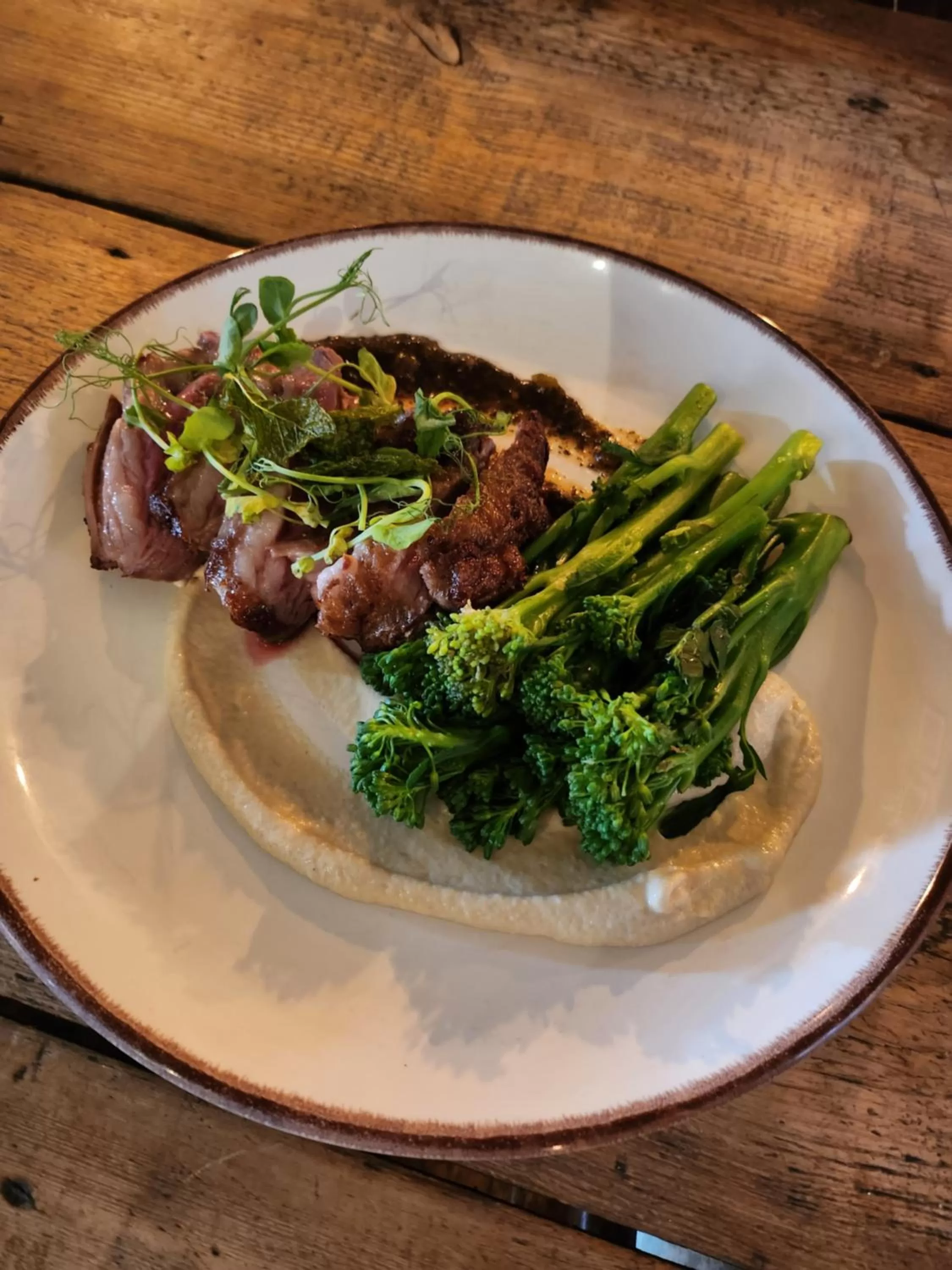 Restaurant/places to eat in Kew Gardens Hotel