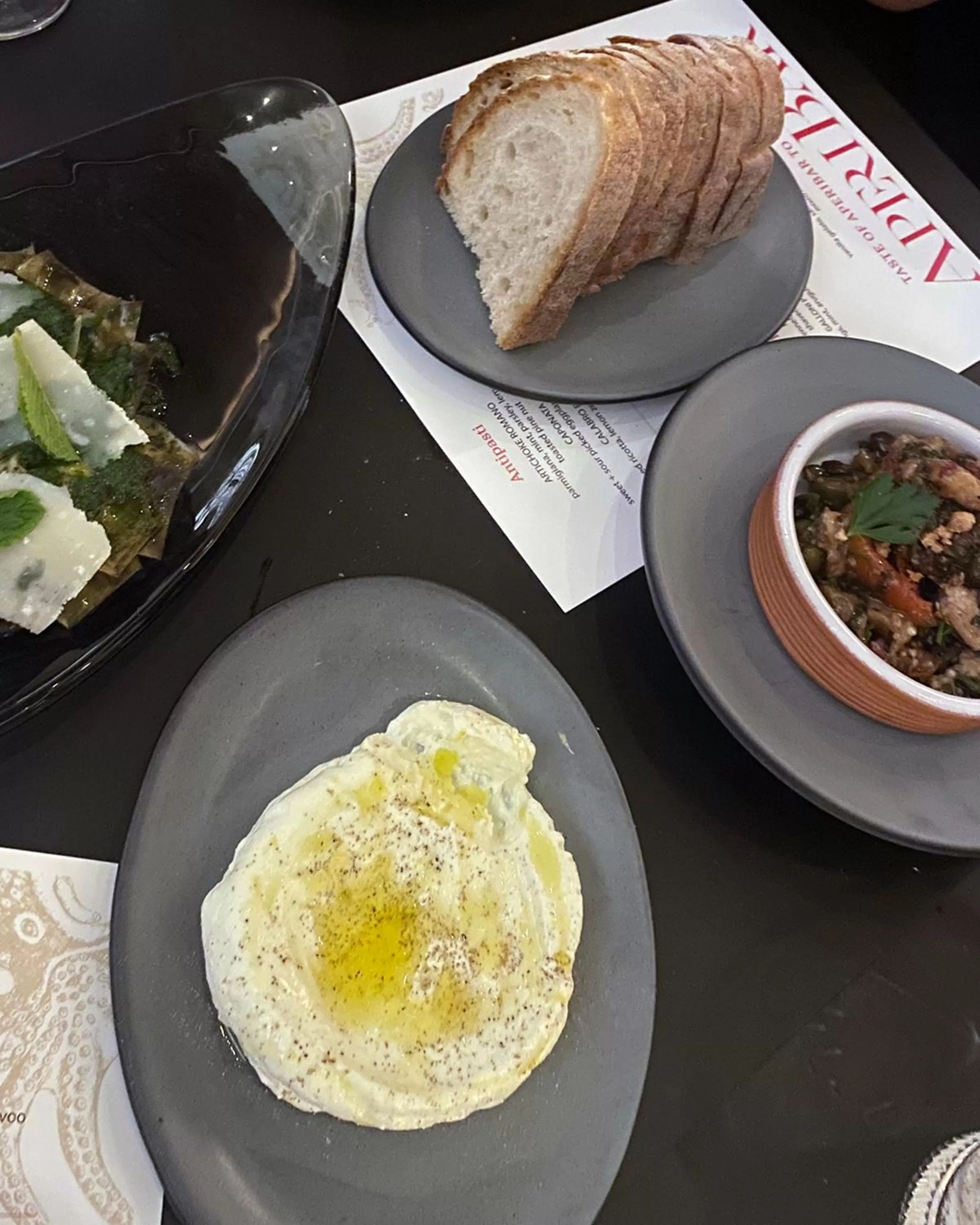 Restaurant/places to eat in LUMA Hotel - Times Square