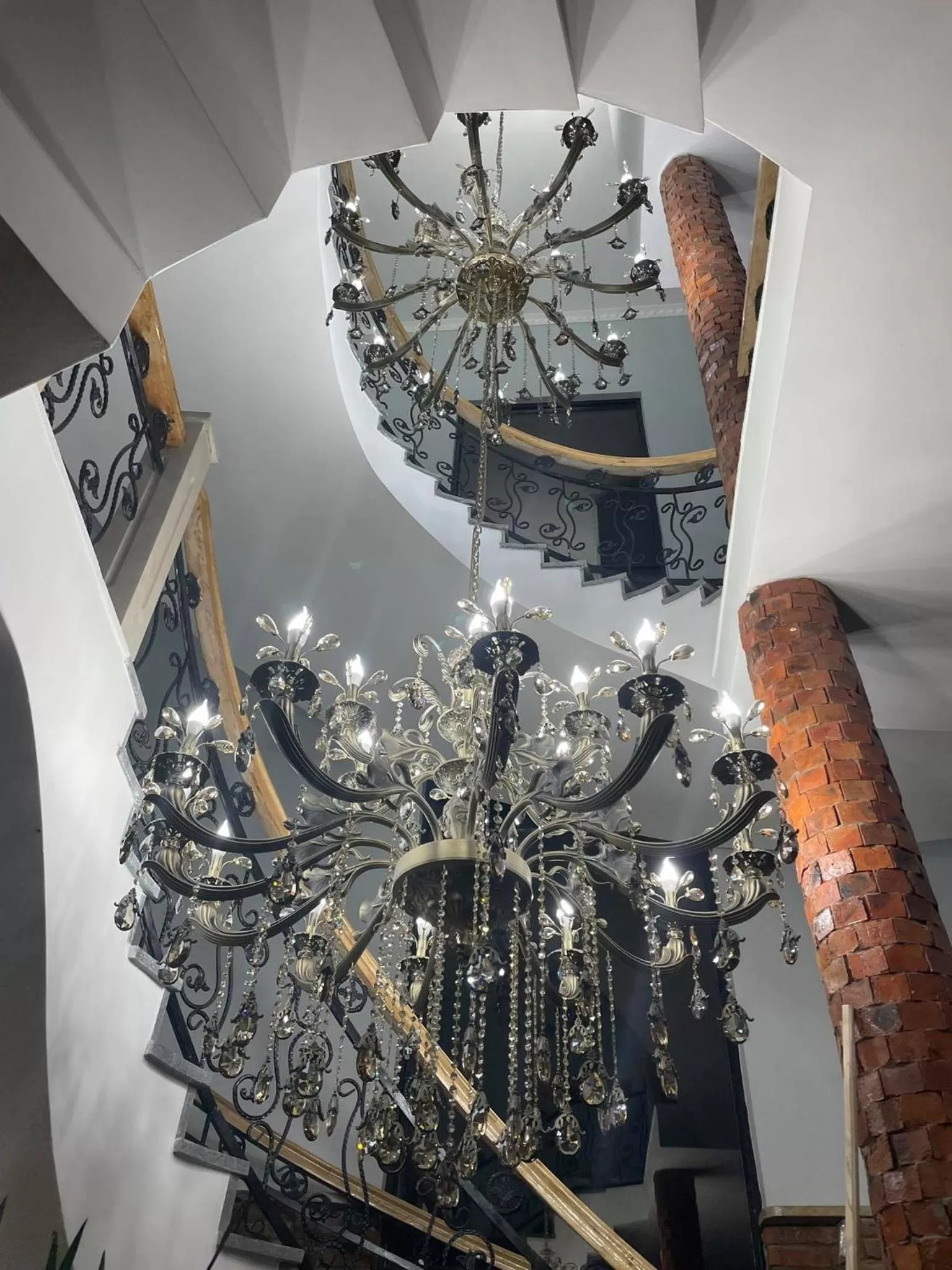 Property building in Hotel Shogi