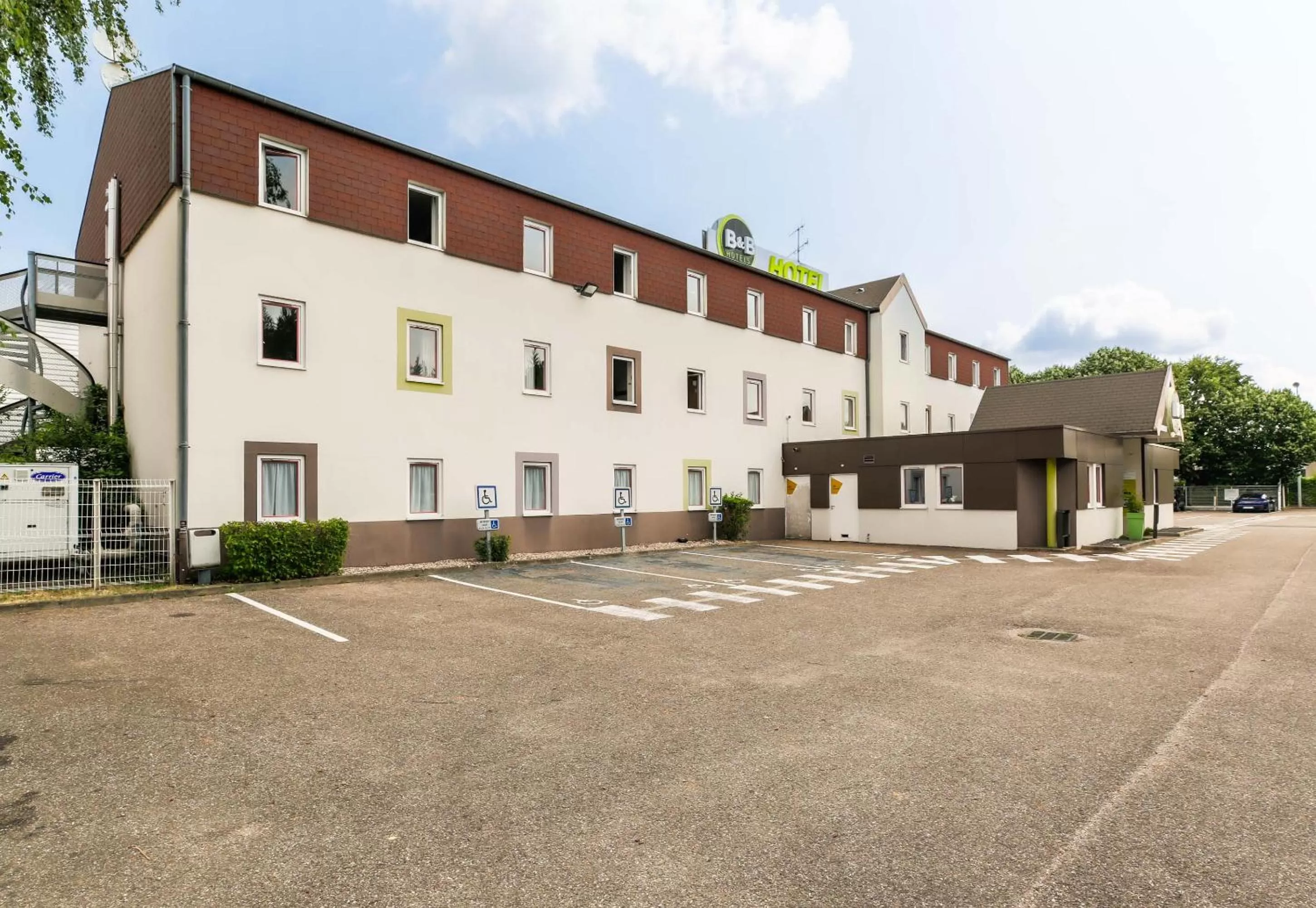 Property building in B&B HOTEL Metz Jouy Aux Arches
