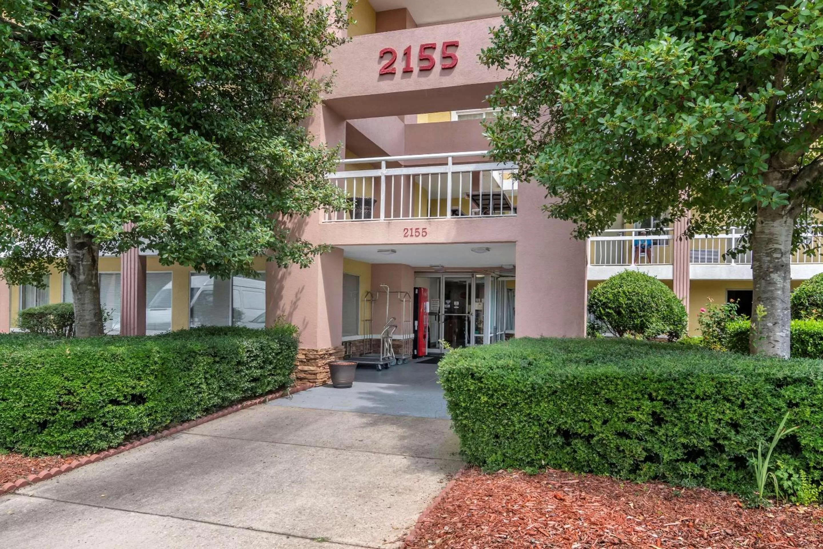 Property building in Quality Inn Northlake