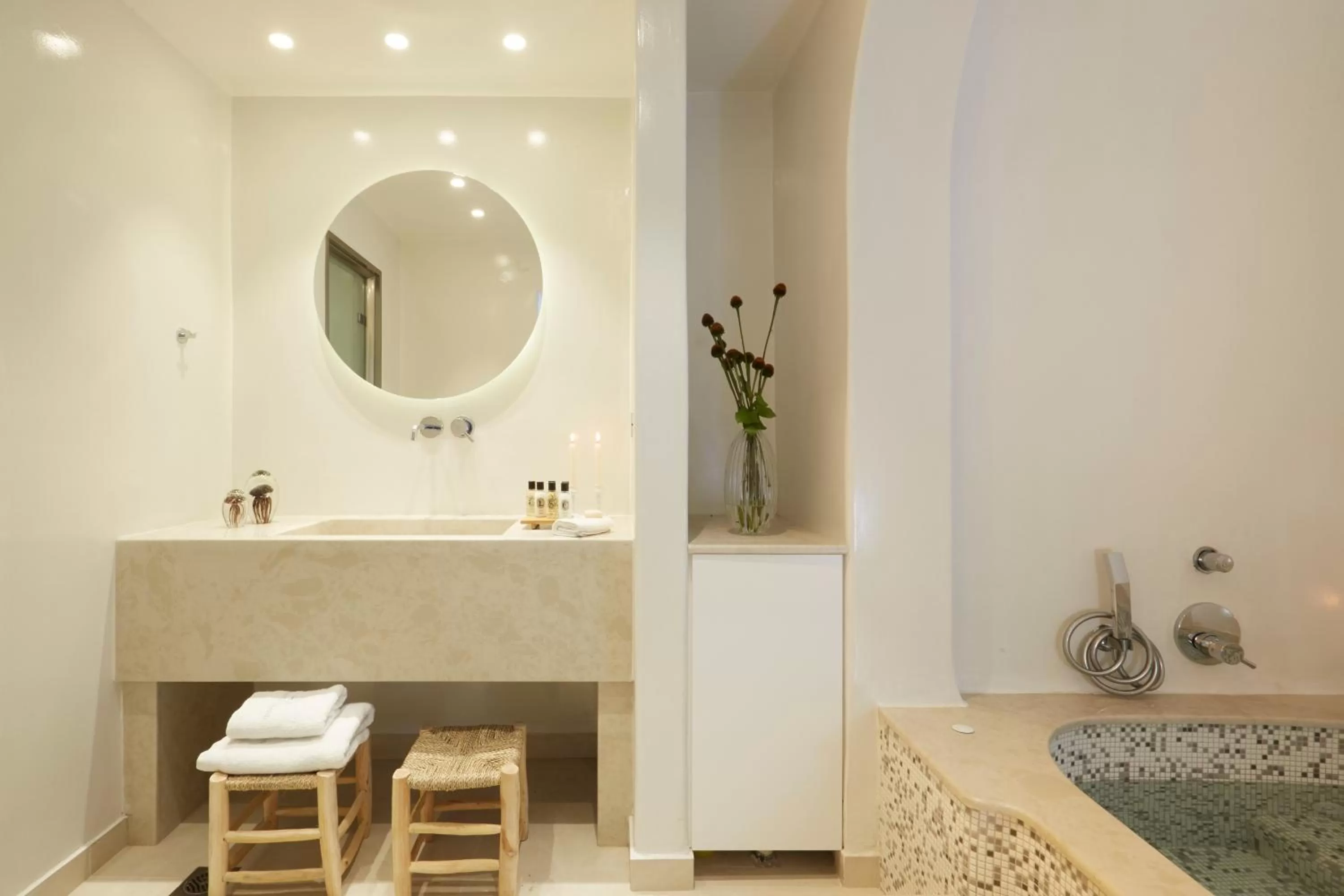 Time of day in Volcano View by Caldera Collection