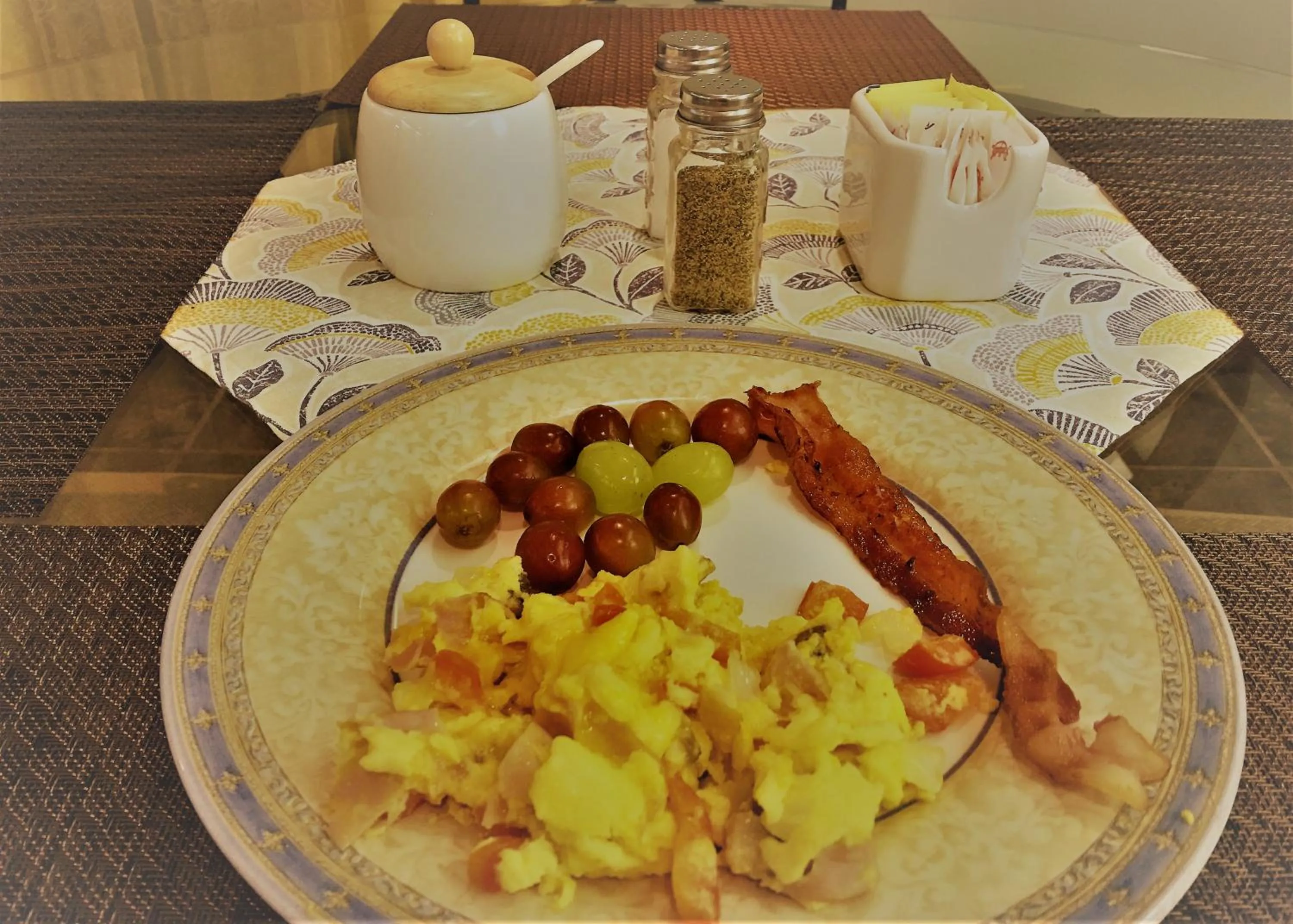 Breakfast in Inn on the Harbour