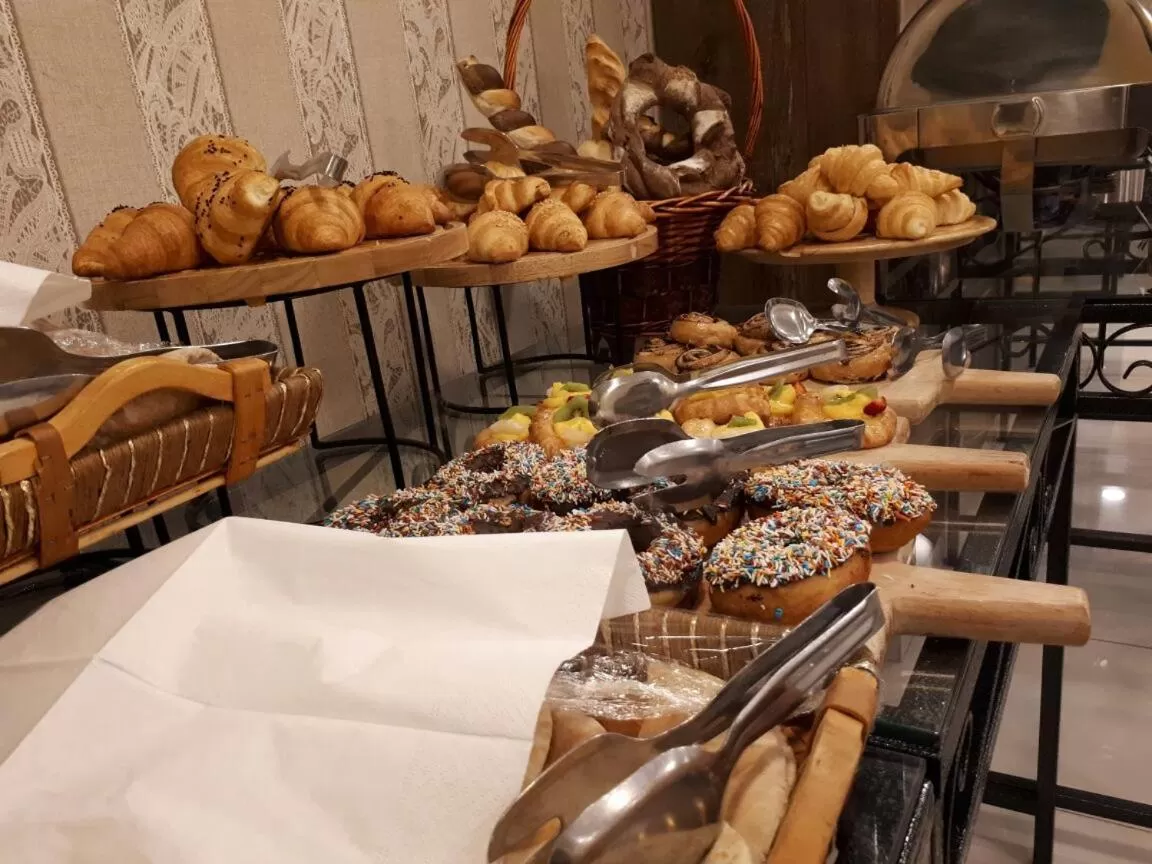 Breakfast in City Rose Hotel Suites