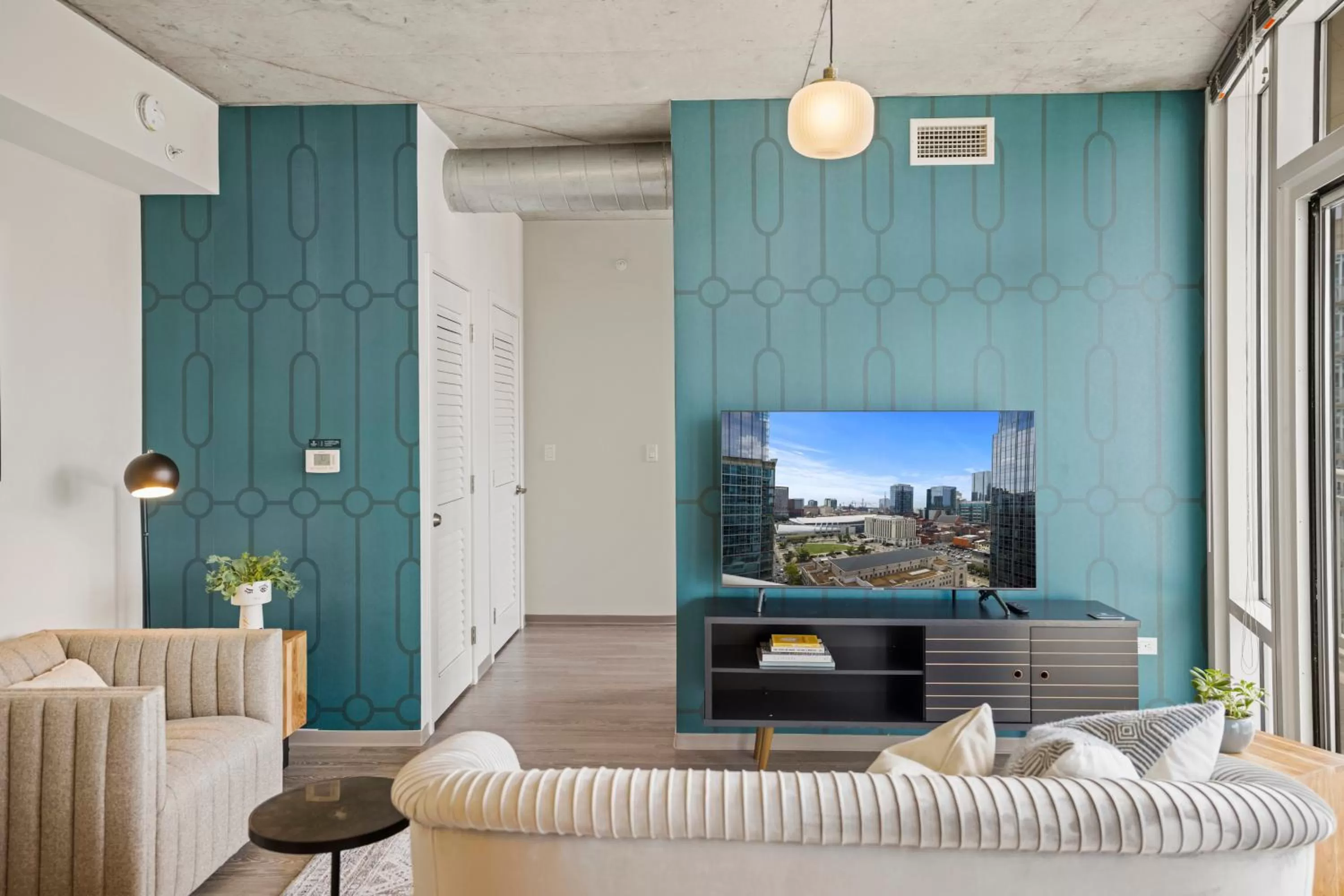 Living room in Placemakr Premier SoBro