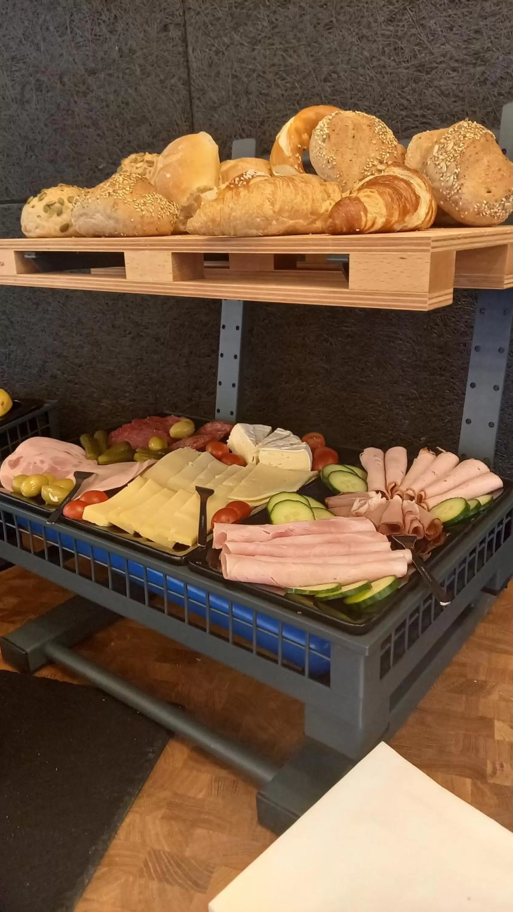 Breakfast in Herberge Bärenschenke