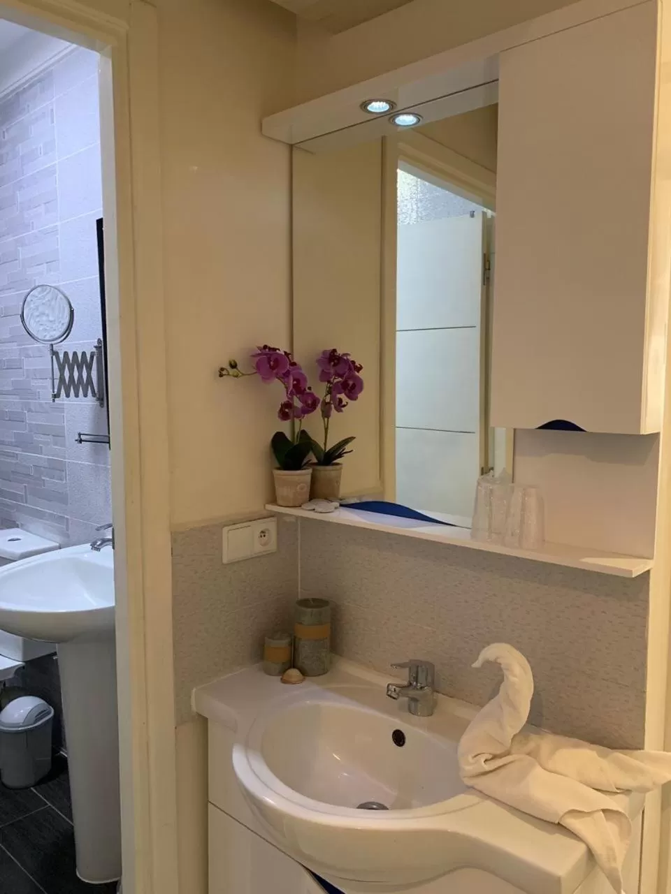 Bathroom in Appart Hotel Monaco