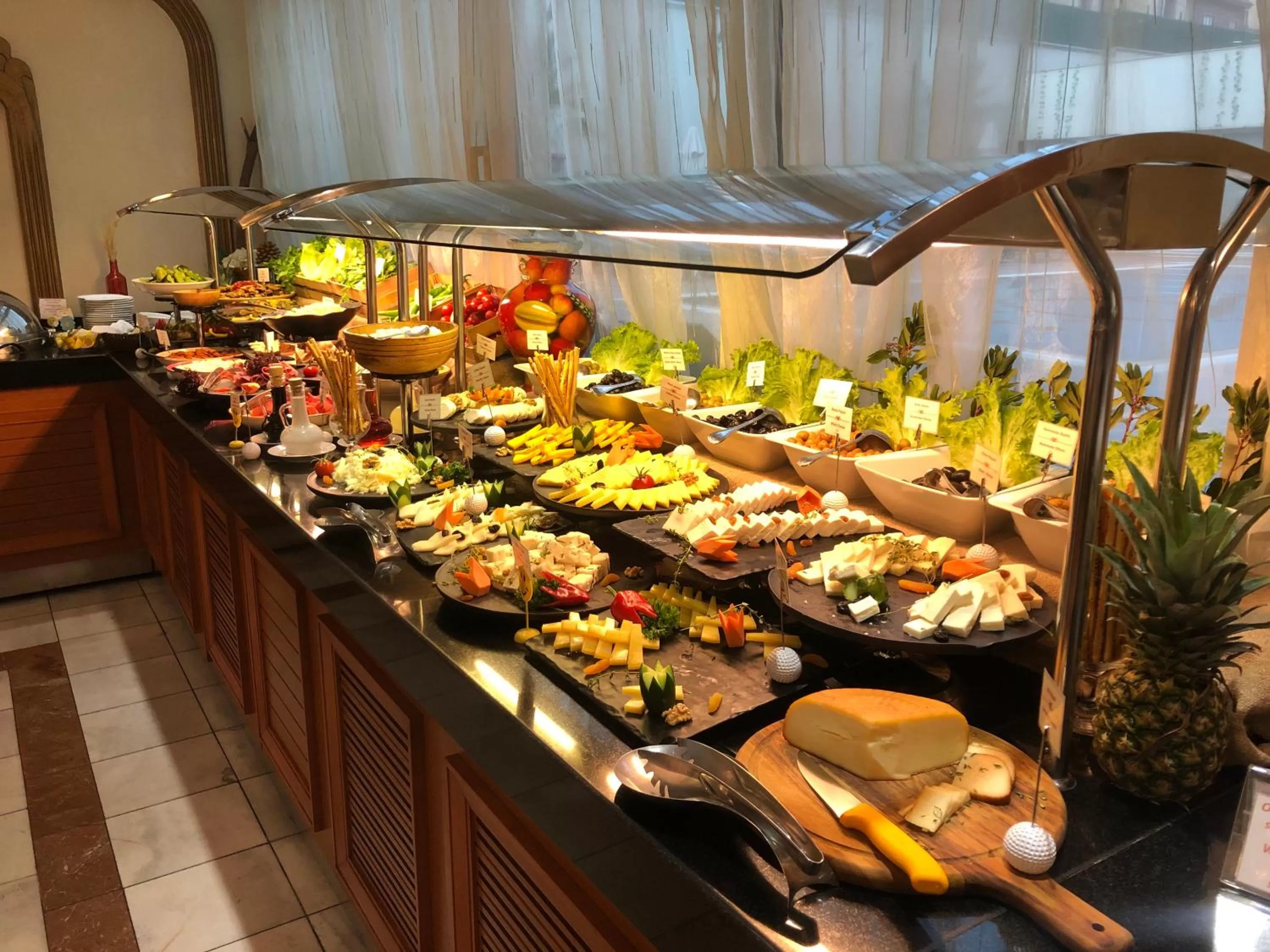 Breakfast in Akgun Istanbul Hotel