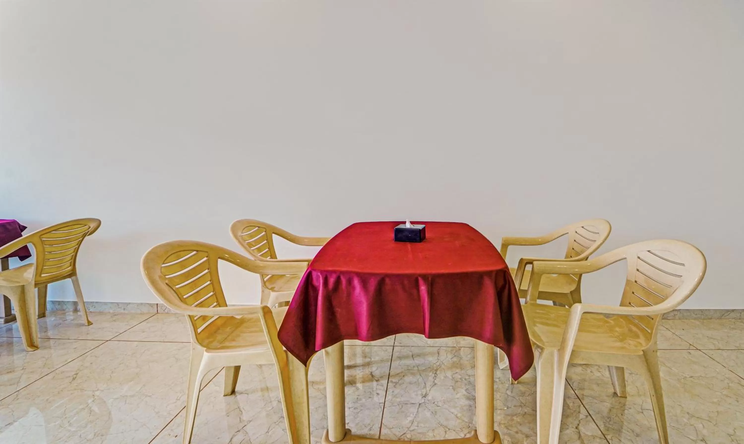 Restaurant/Places to Eat in Treebo Trend Infinity View