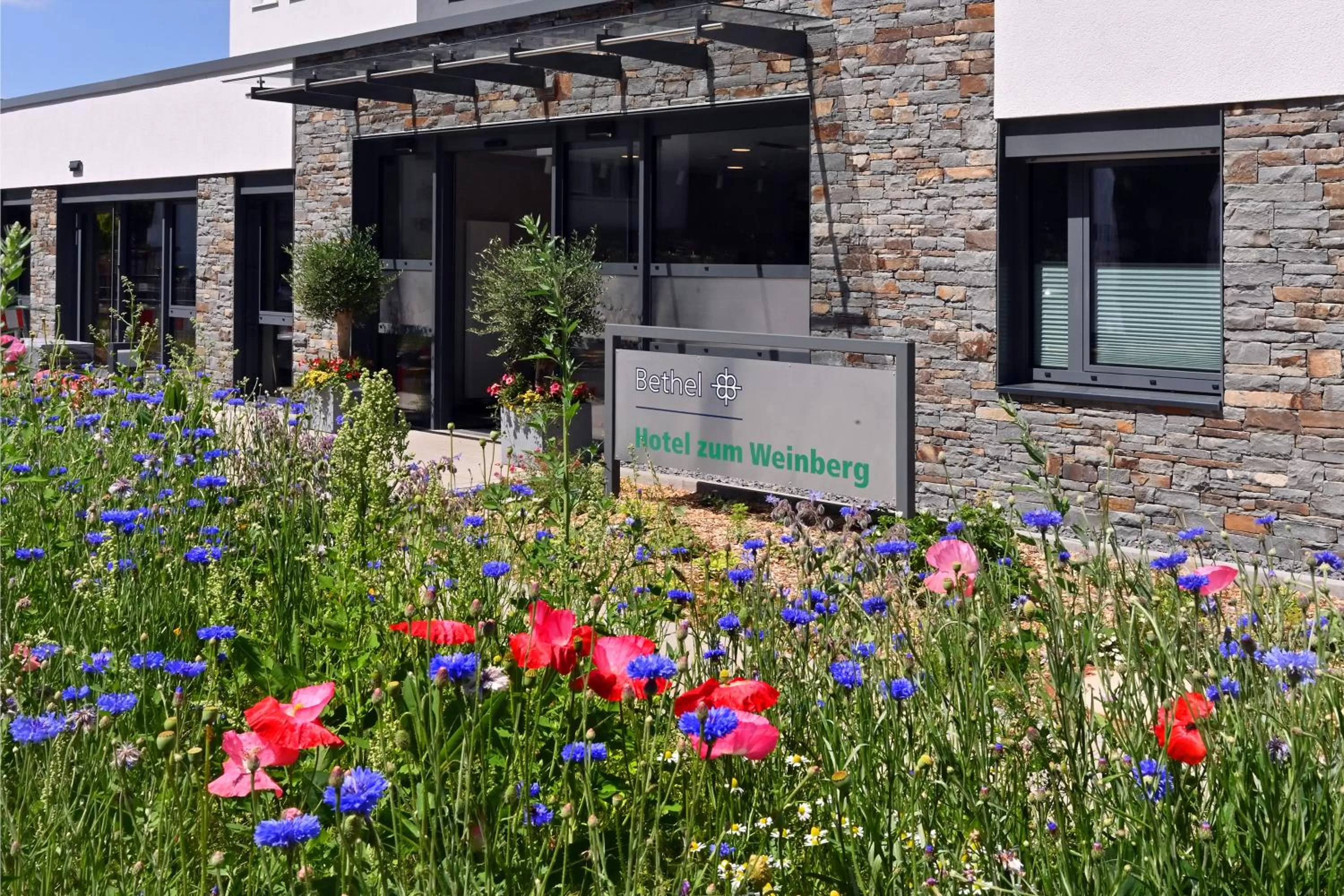 Property building in Bethel Hotel zum Weinberg