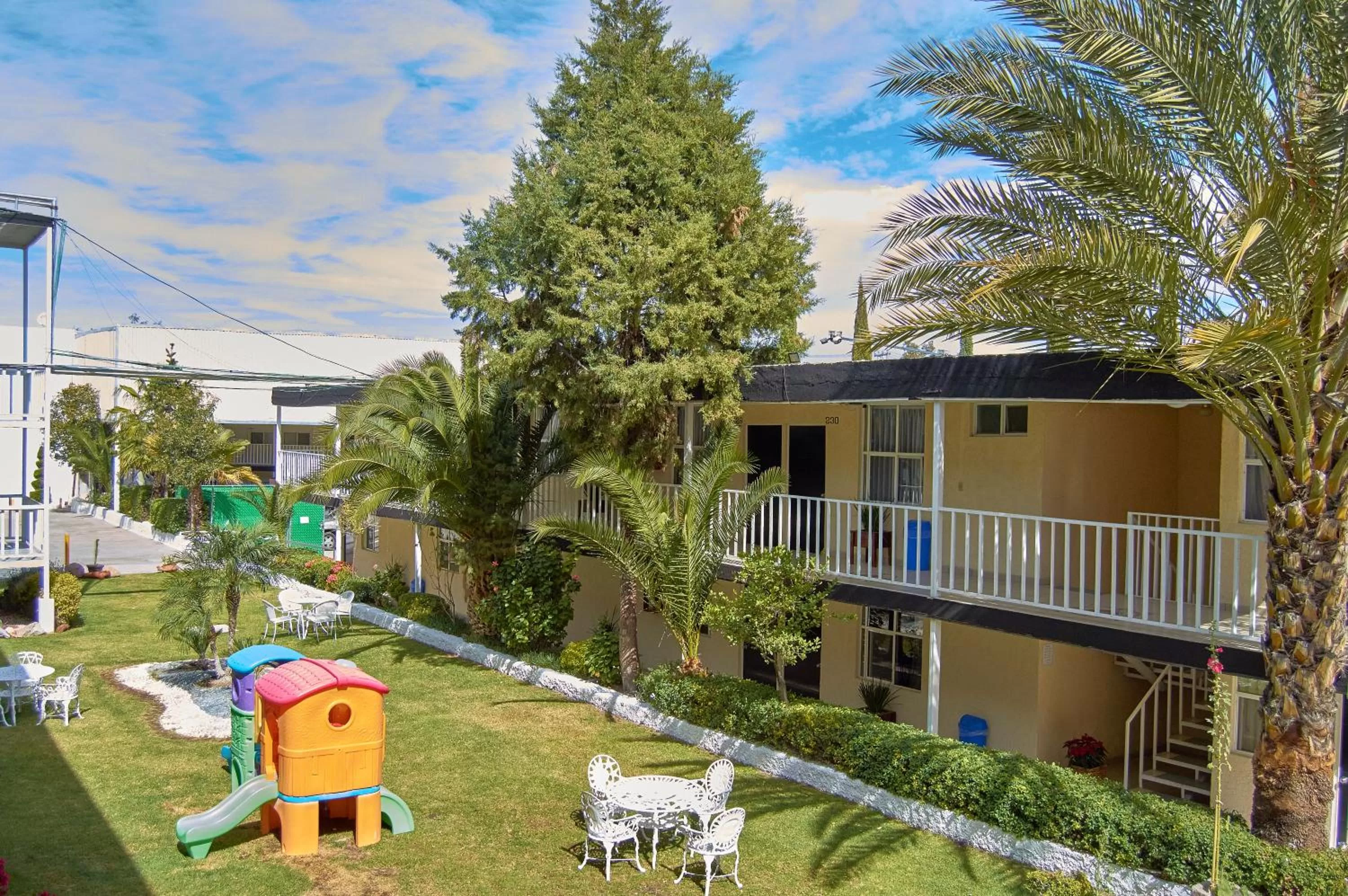 Garden view in Hotel del Alba Inn & Suites