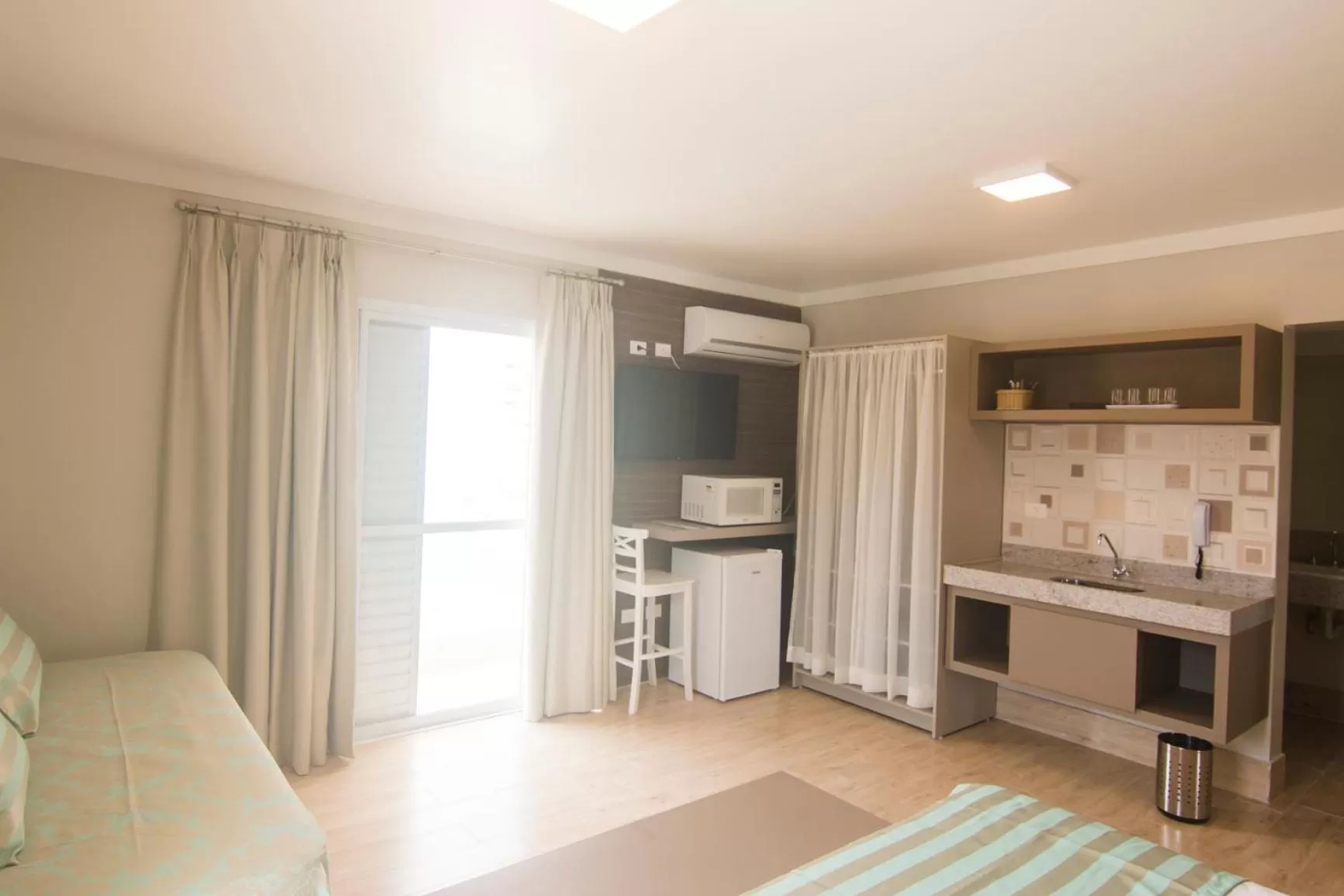 Property building, Kitchen/Kitchenette in Pousada Villa Di Enzo