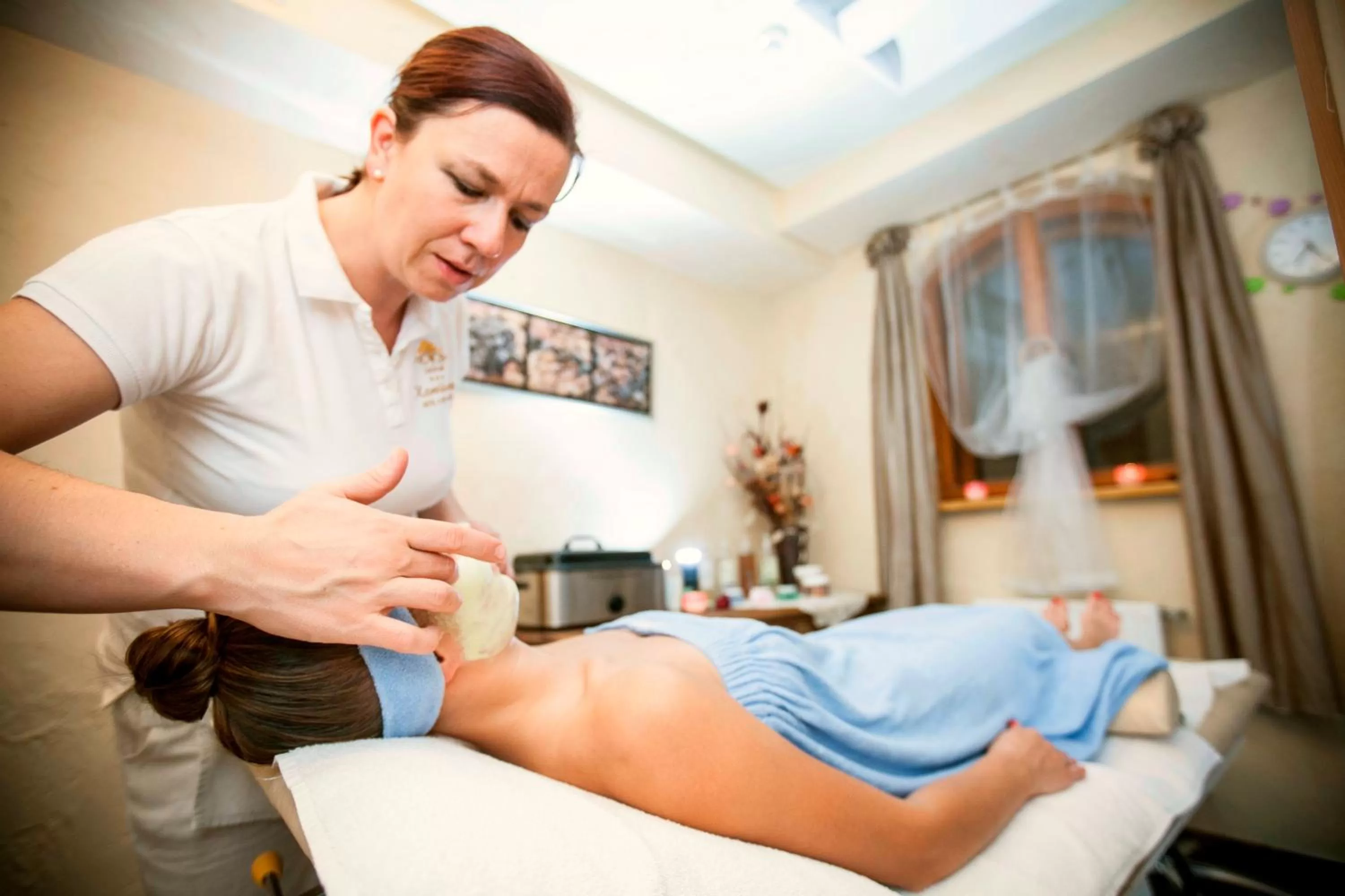 Spa and wellness centre/facilities in Hotel Dwór Karolówka