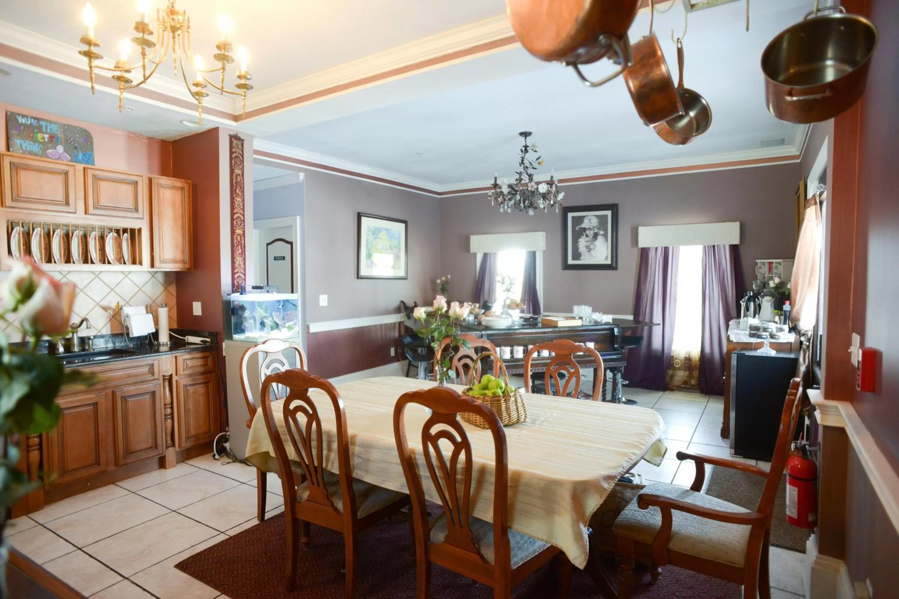 Coffee/tea facilities in Naomi's Inn Bed & Breakfast