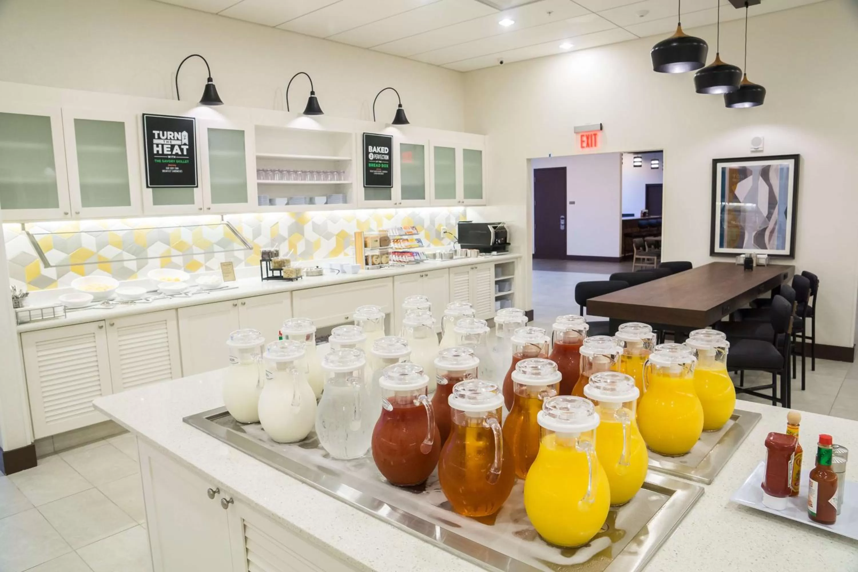 Restaurant/places to eat in Hyatt Place Orlando/Lake Buena Vista