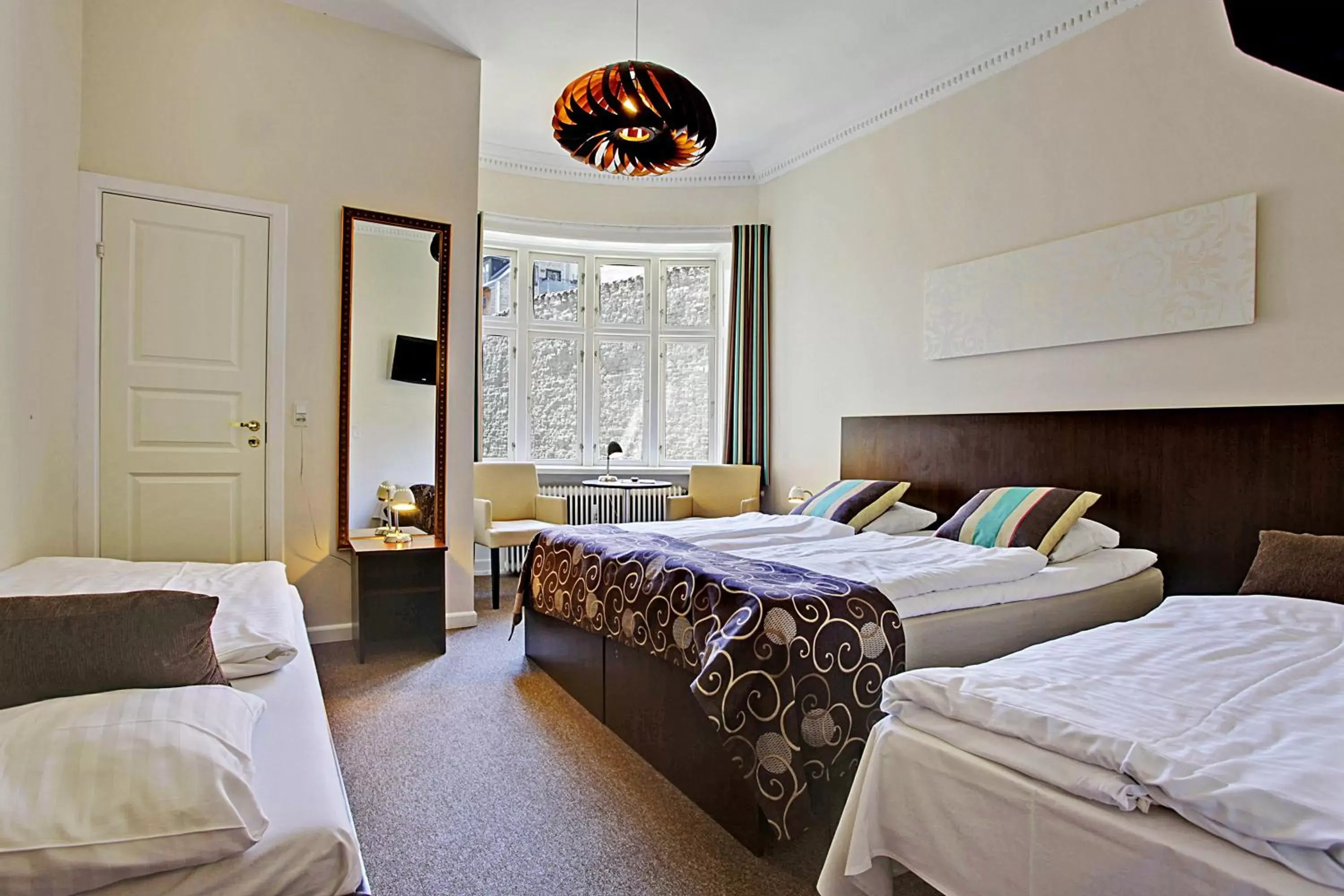 Family Room (2 Adults + 2 Children) in Hotel Sct. Thomas Family Room (2 Adults + 2 Children) in Hotel Sct. Thomas